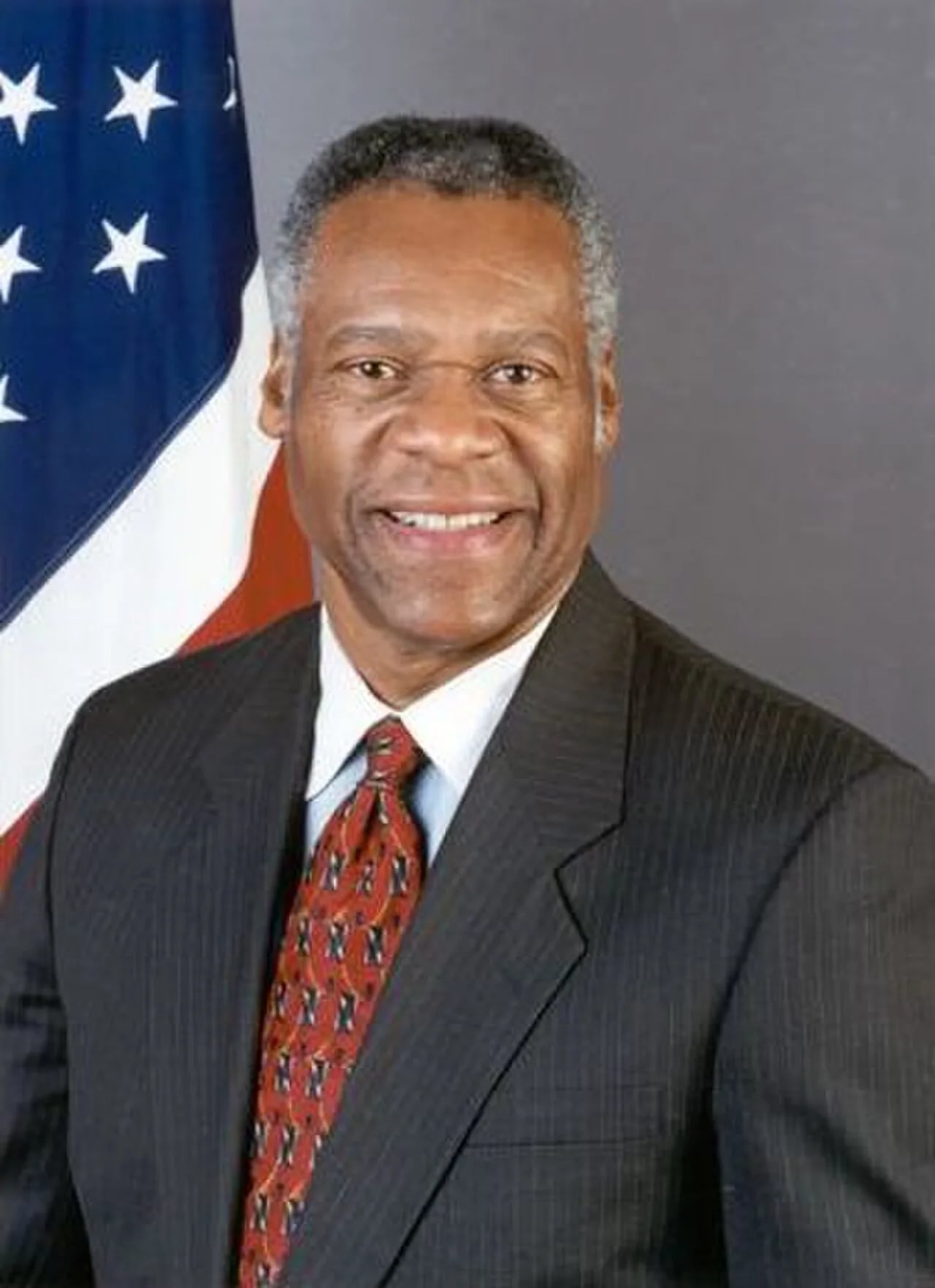 Porträt von Delano Lewis (1938–2023) – Gedenkseite