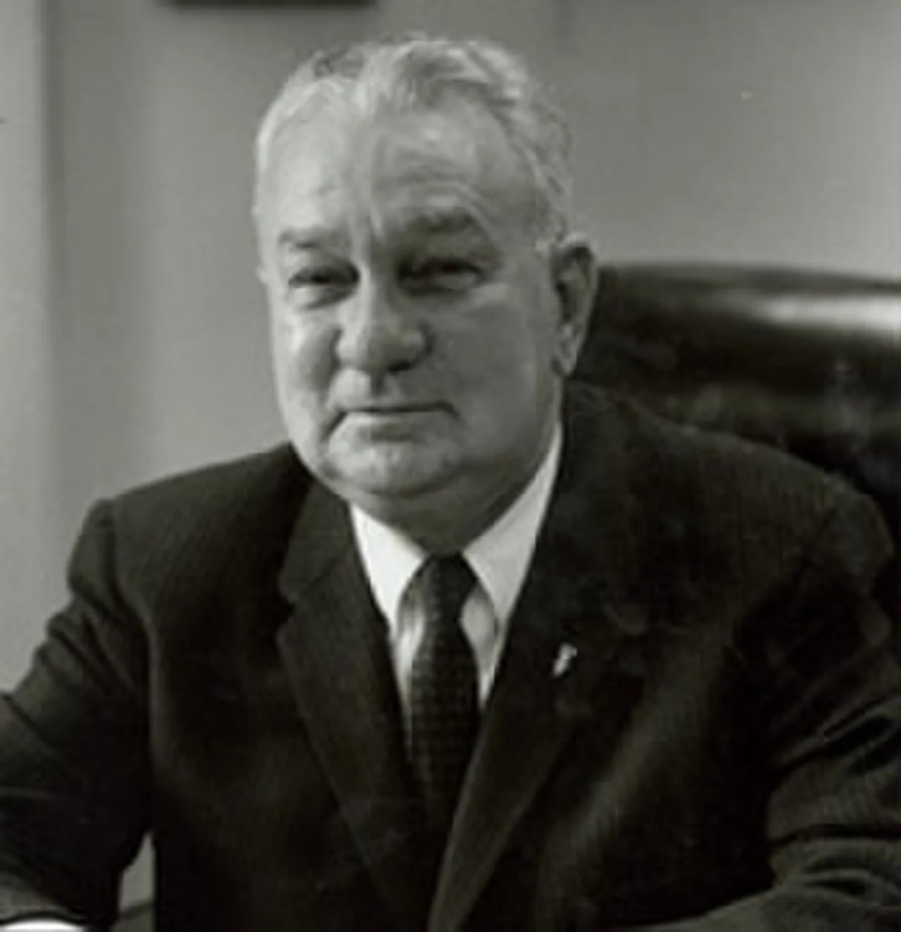 Portrait of Charles A. Halleck (1900–1986) – memorial page