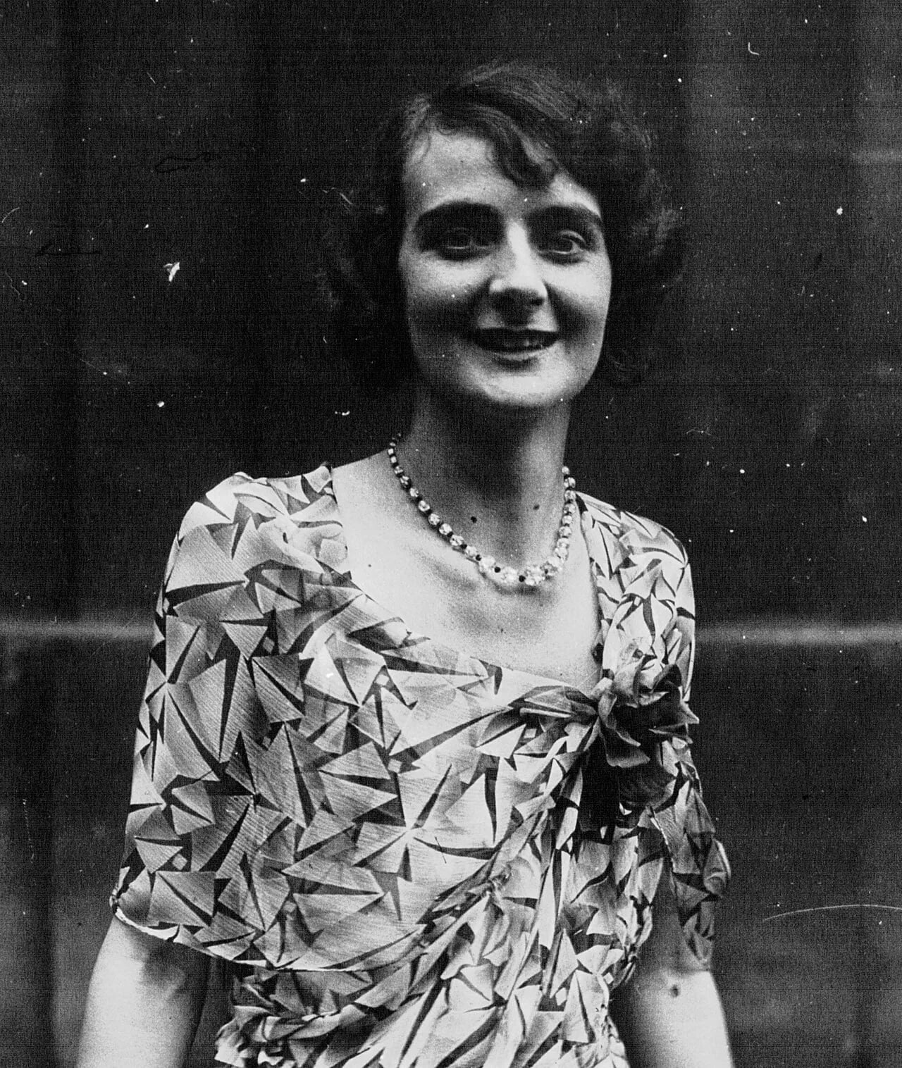 Portrait of Yvonne Desportes (1907–1993) – memorial page