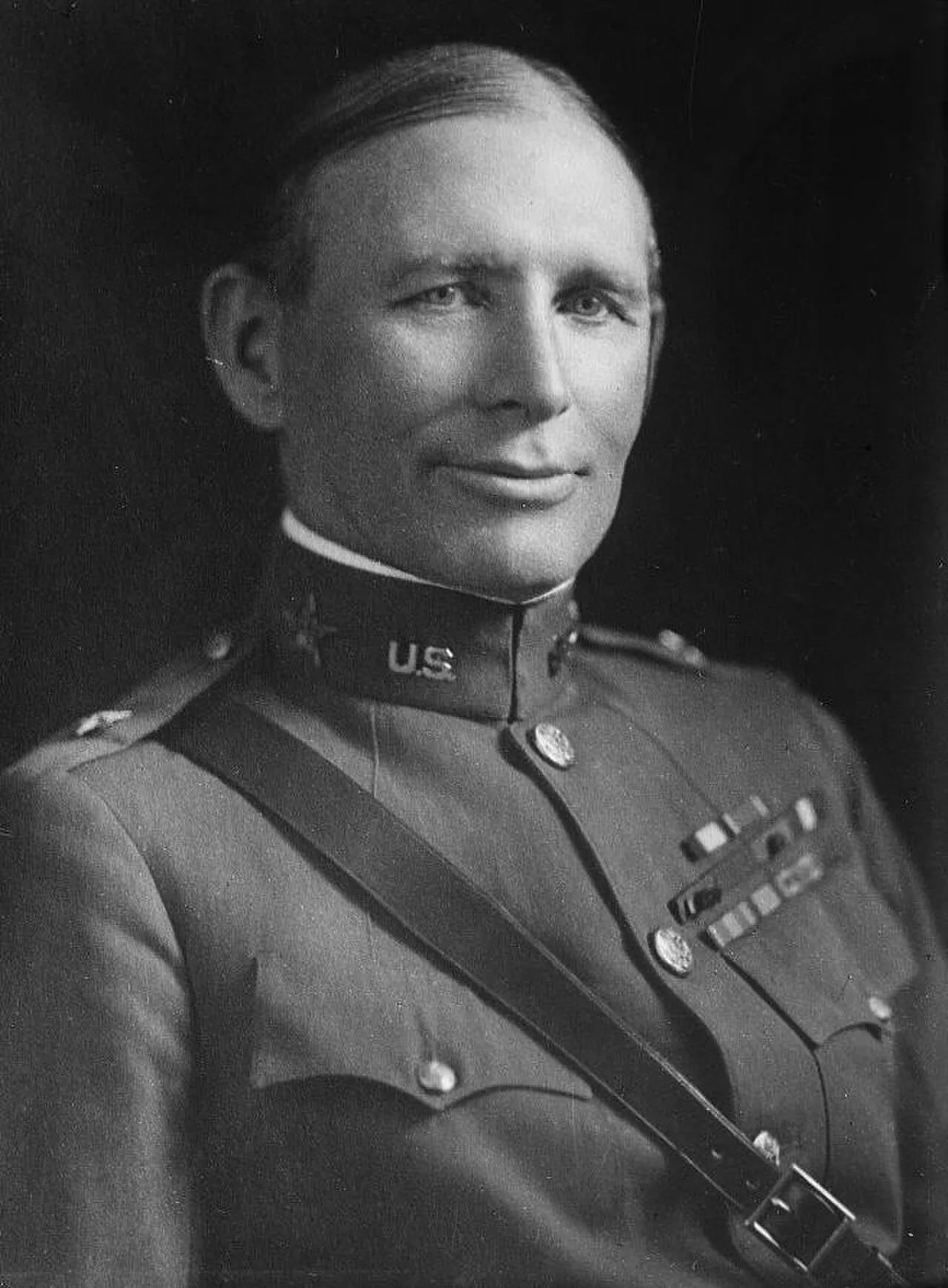 Porträt von Dennis Edward Nolan (1872–1956) – Gedenkseite