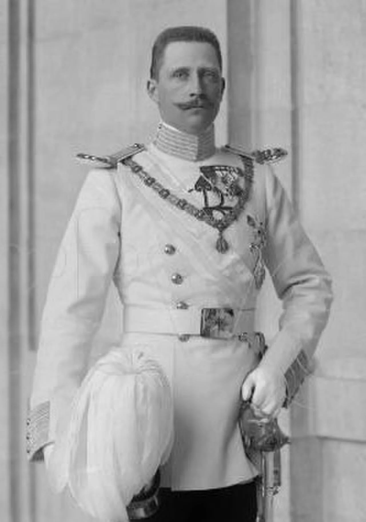 Porträt von Prinz Elias, Erßherzog von Parma (1880–1959) – Gedenkseite