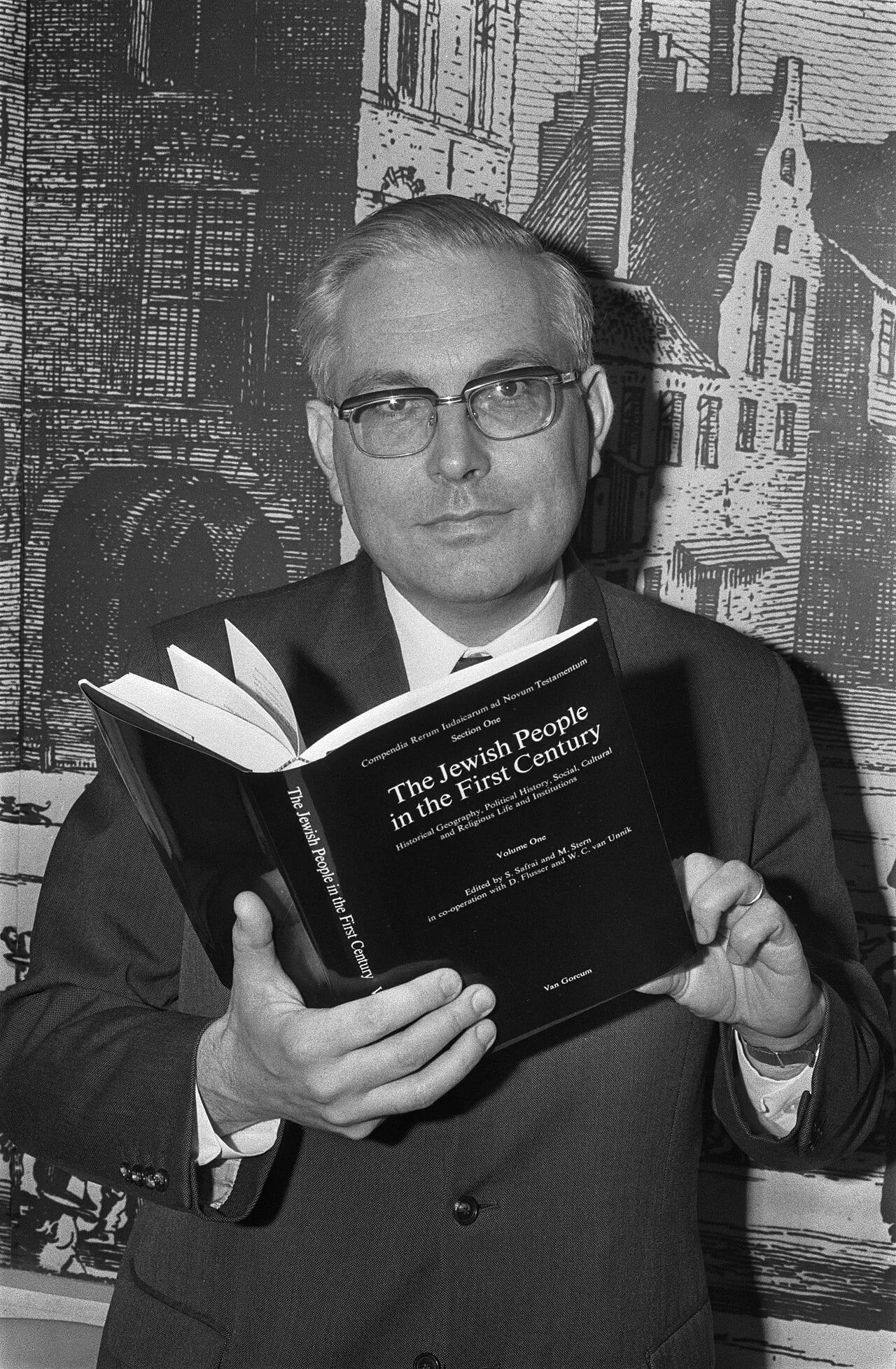 Portrait of Marinus de Jonge (1925–2016) – memorial page