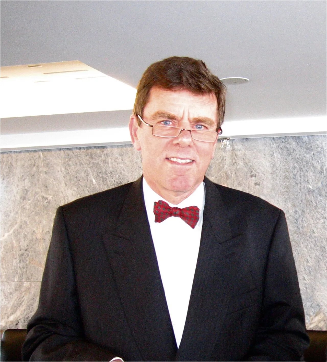 Portrait of Derek Leask (1948–2025) – memorial page