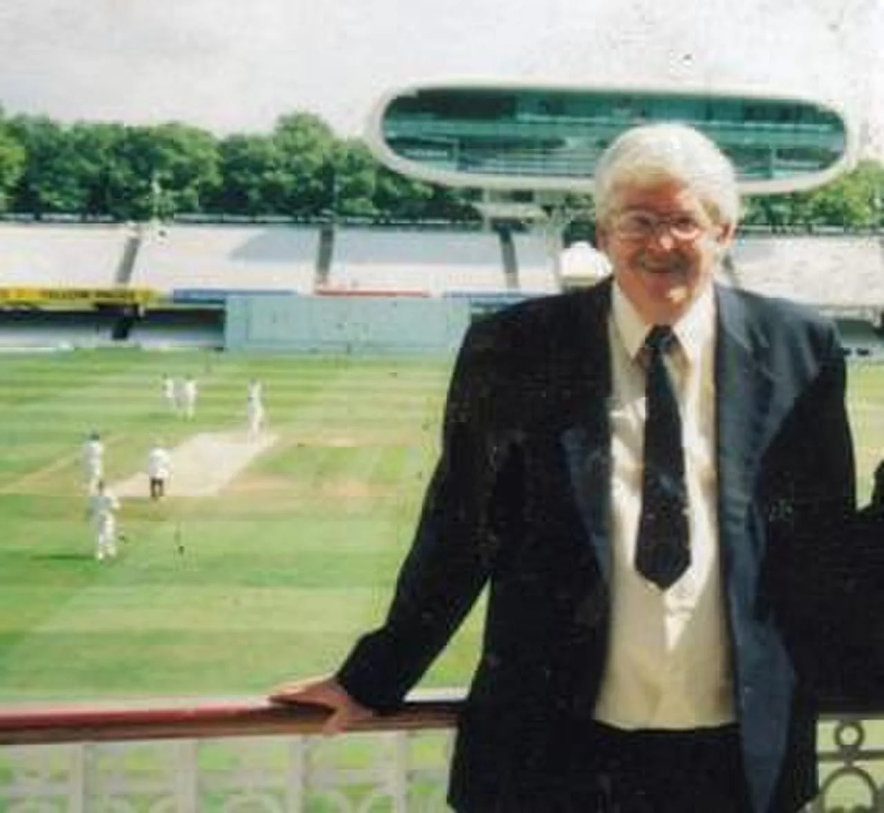 Portrait of Dermott Monteith (1943–2009) – memorial page