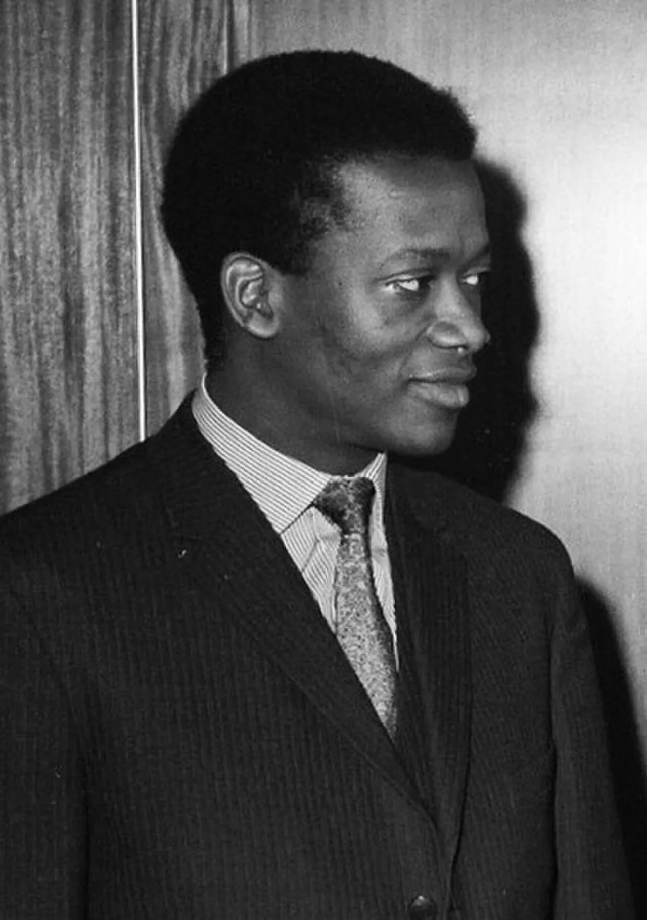 Porträt von Desmond Luke (1935–2021) – Gedenkseite