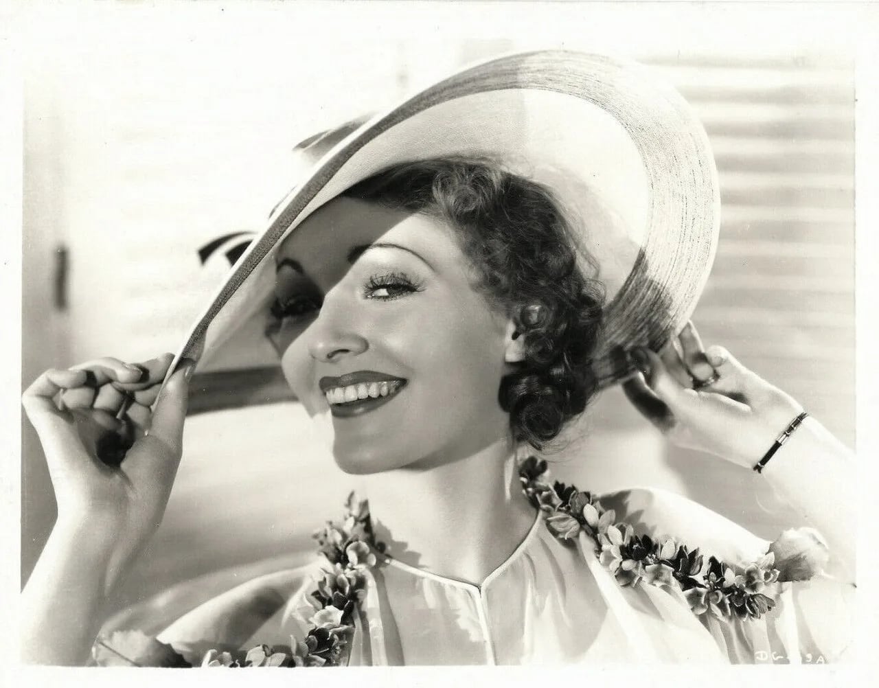 Porträt von Diana Gibson (1915–1991) – Gedenkseite
