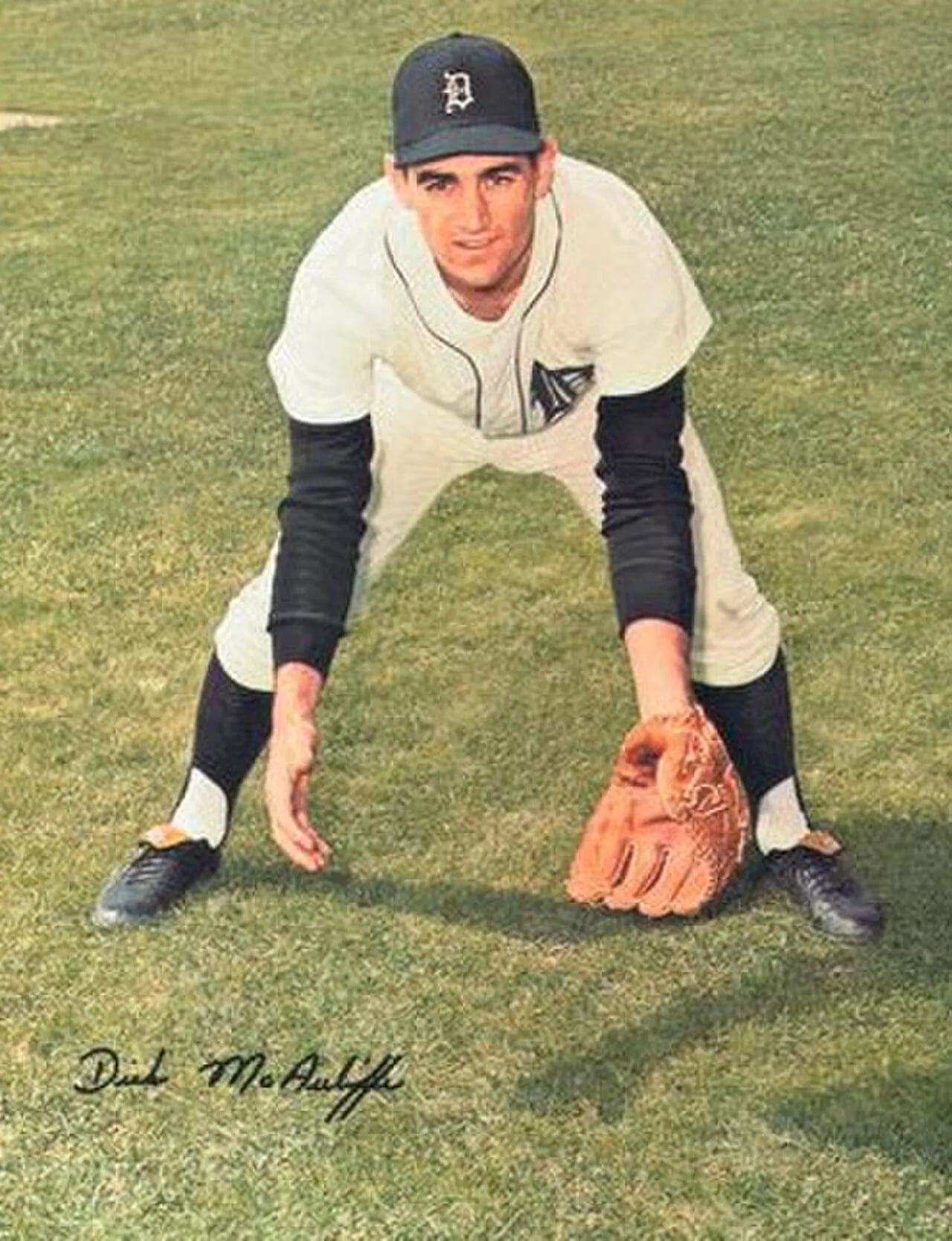 Porträt von Dick McAuliffe (1939–2016) – Gedenkseite