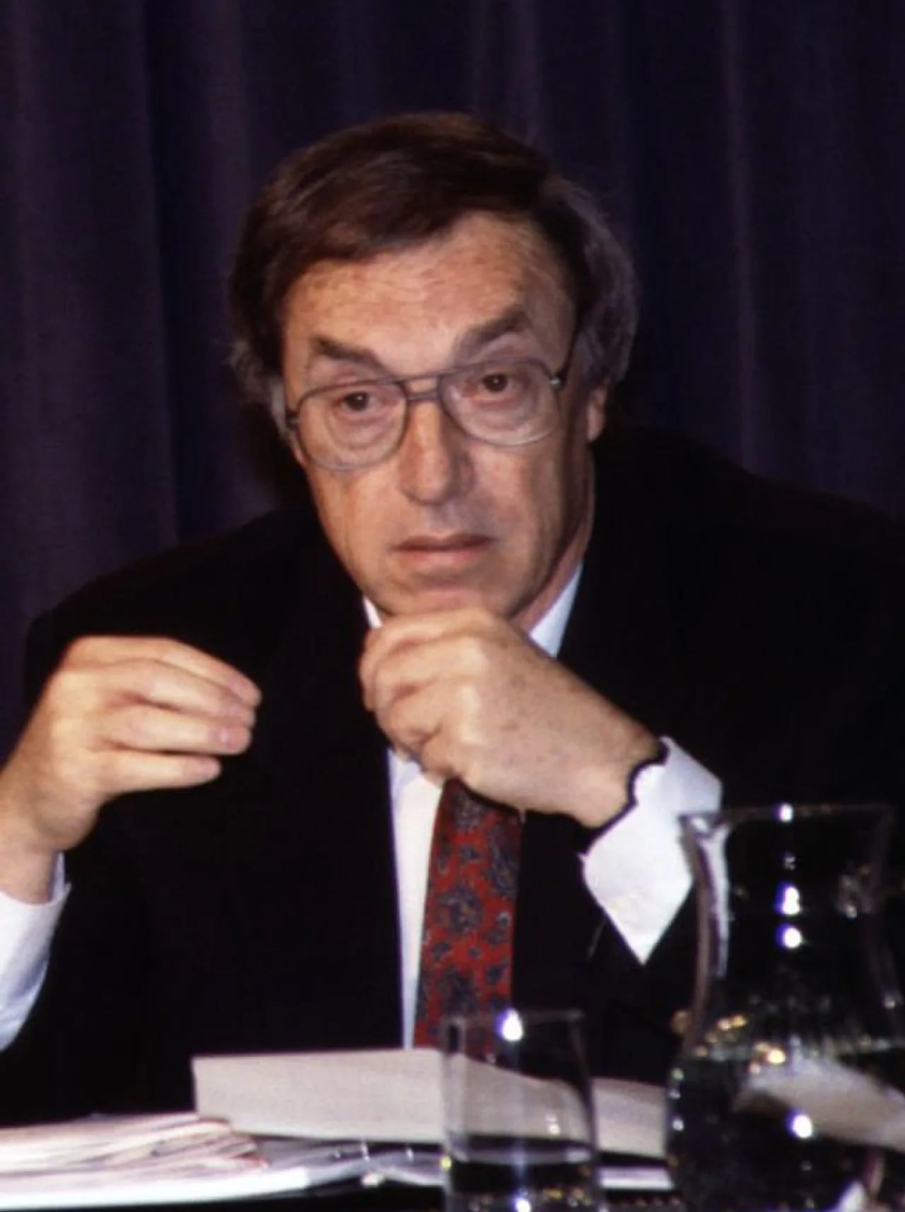 Porträt von Jordi Solé Tura (1930–2009) – Gedenkseite