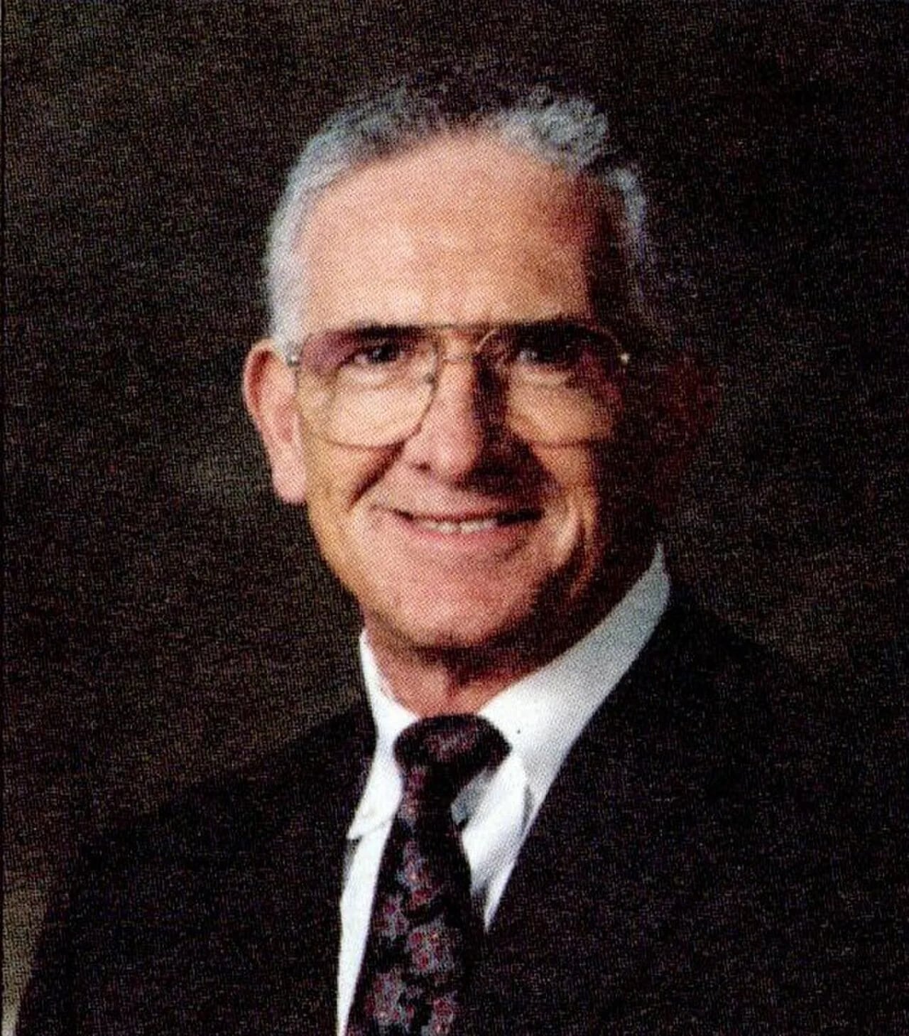Portrait of Dick Schafrath (1937–2021) – memorial page