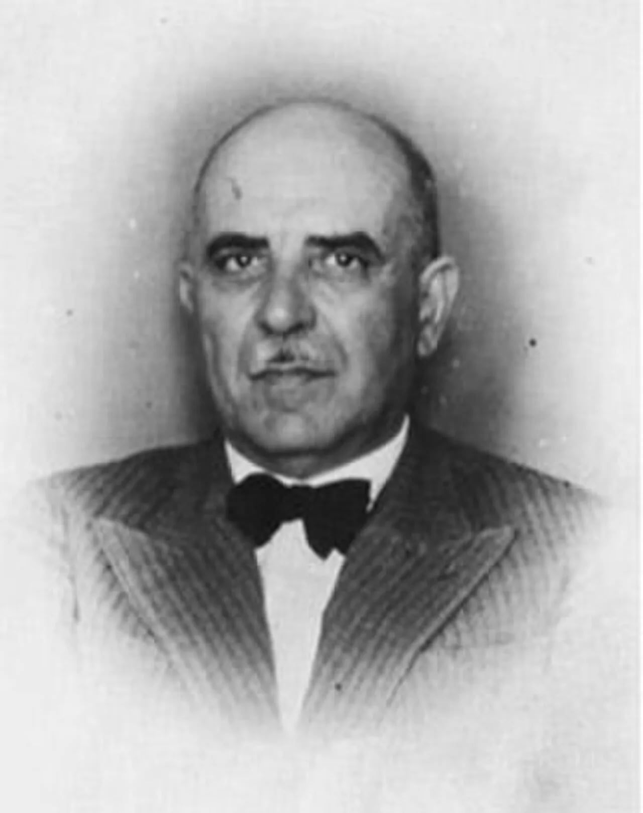 Portrait of Dimitris Glinos (1882–1943) – memorial page