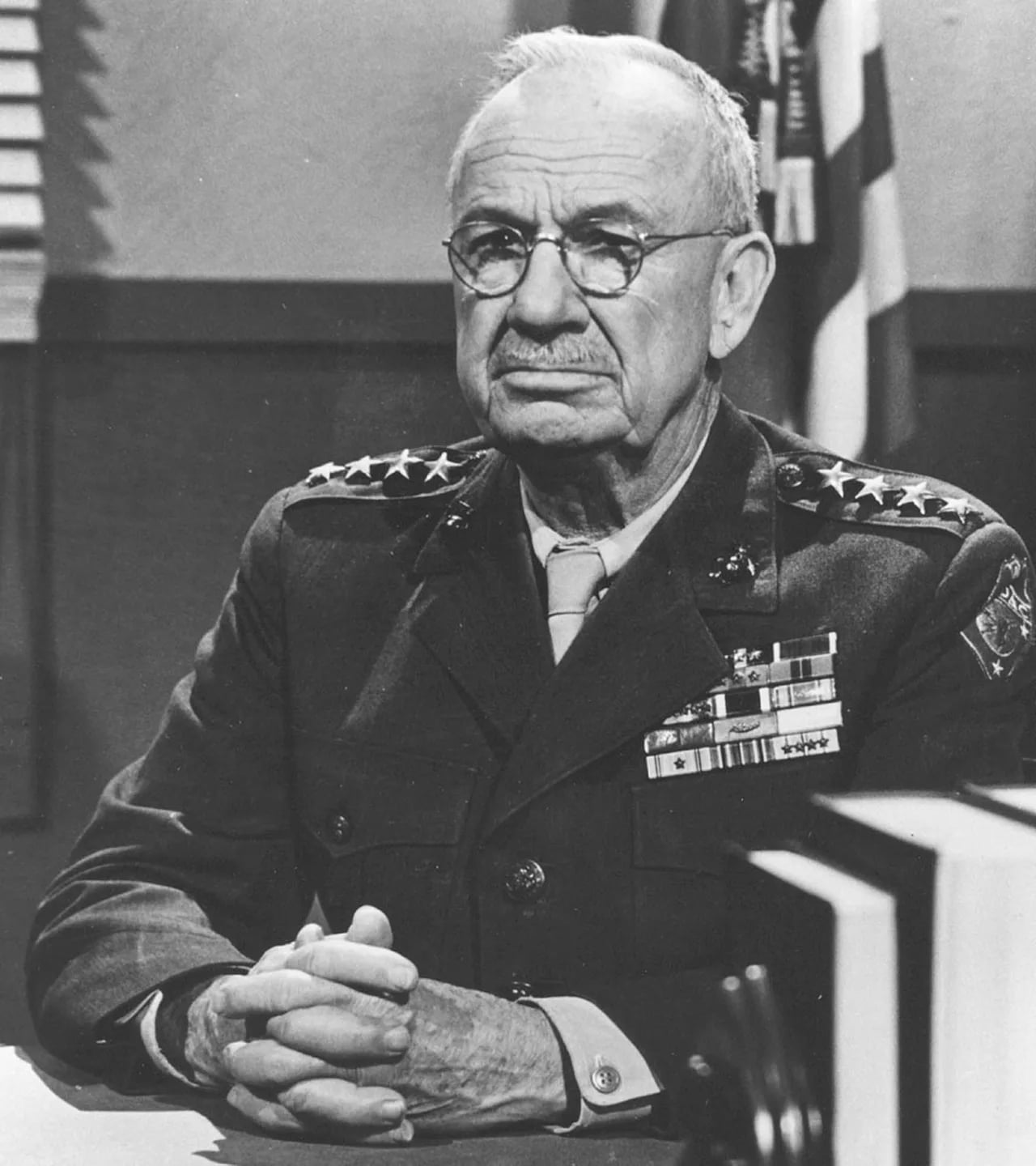 Portrait of Holland M. Smith (1882–1967) – memorial page