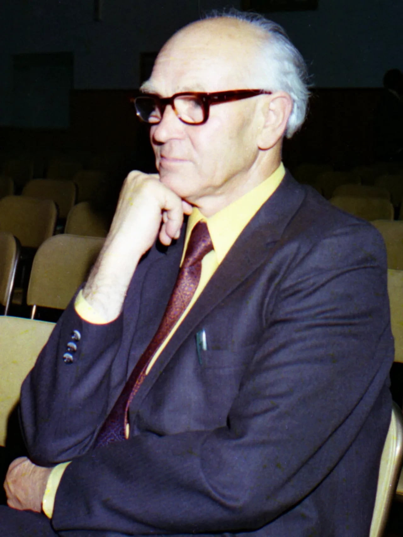 Porträt von Dmytro Nytczenko (1905–1999) – Gedenkseite