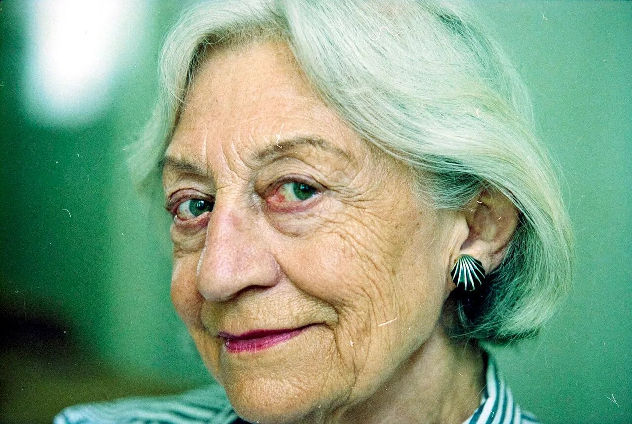 Porträt von Wina Born (1920–2001) – Gedenkseite