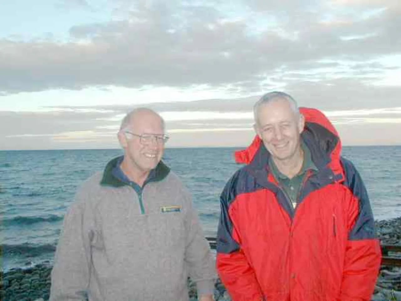 Portrait of Don Merton (1939–2011) – memorial page