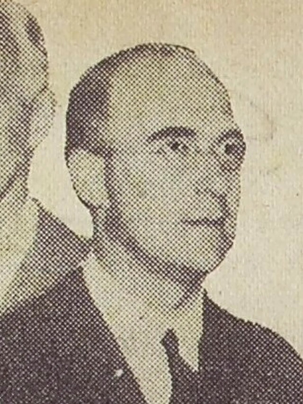 Portrait of Donald Hunter (1898–1978) – memorial page