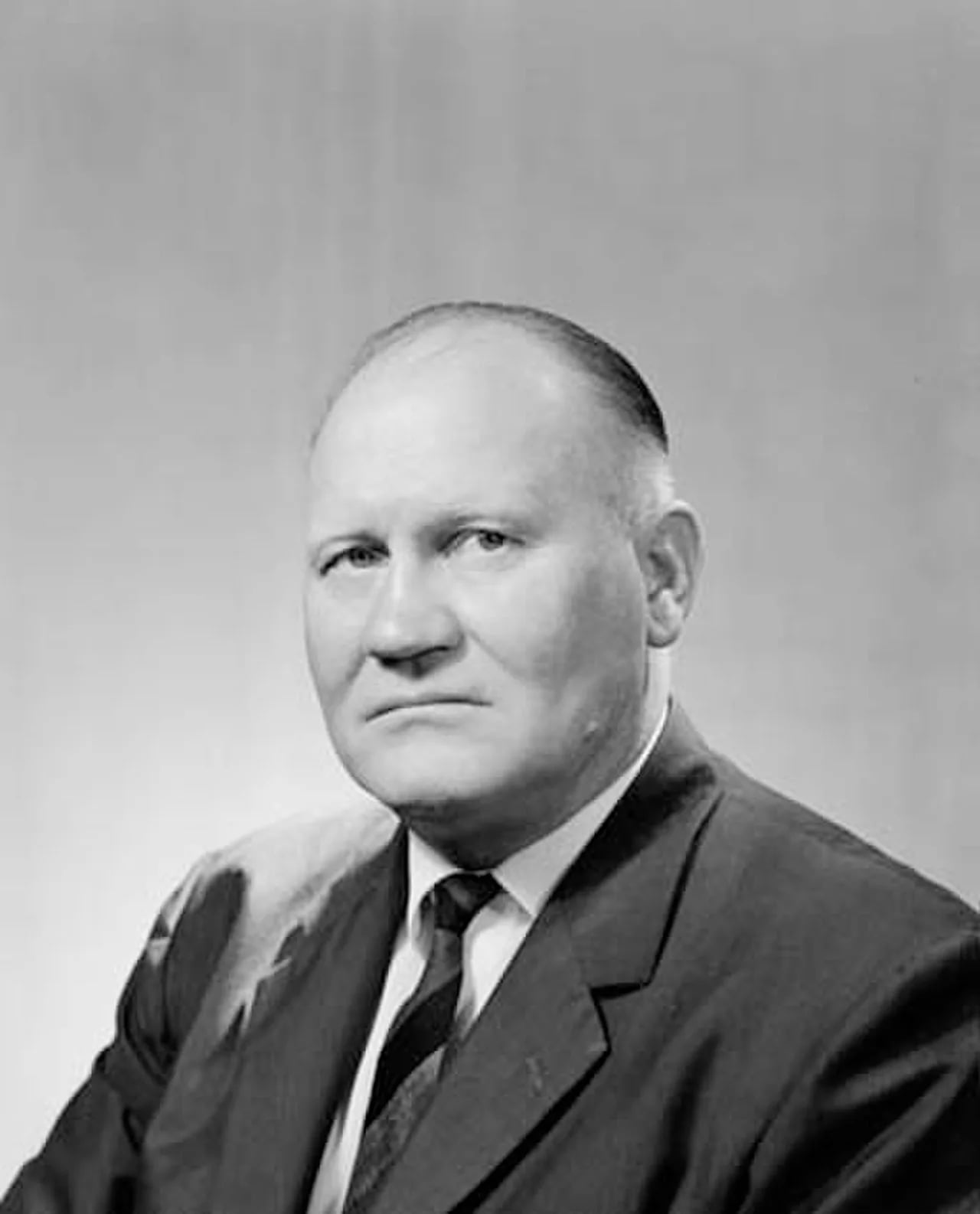 Porträt von Donald Maisey (1915–2005) – Gedenkseite