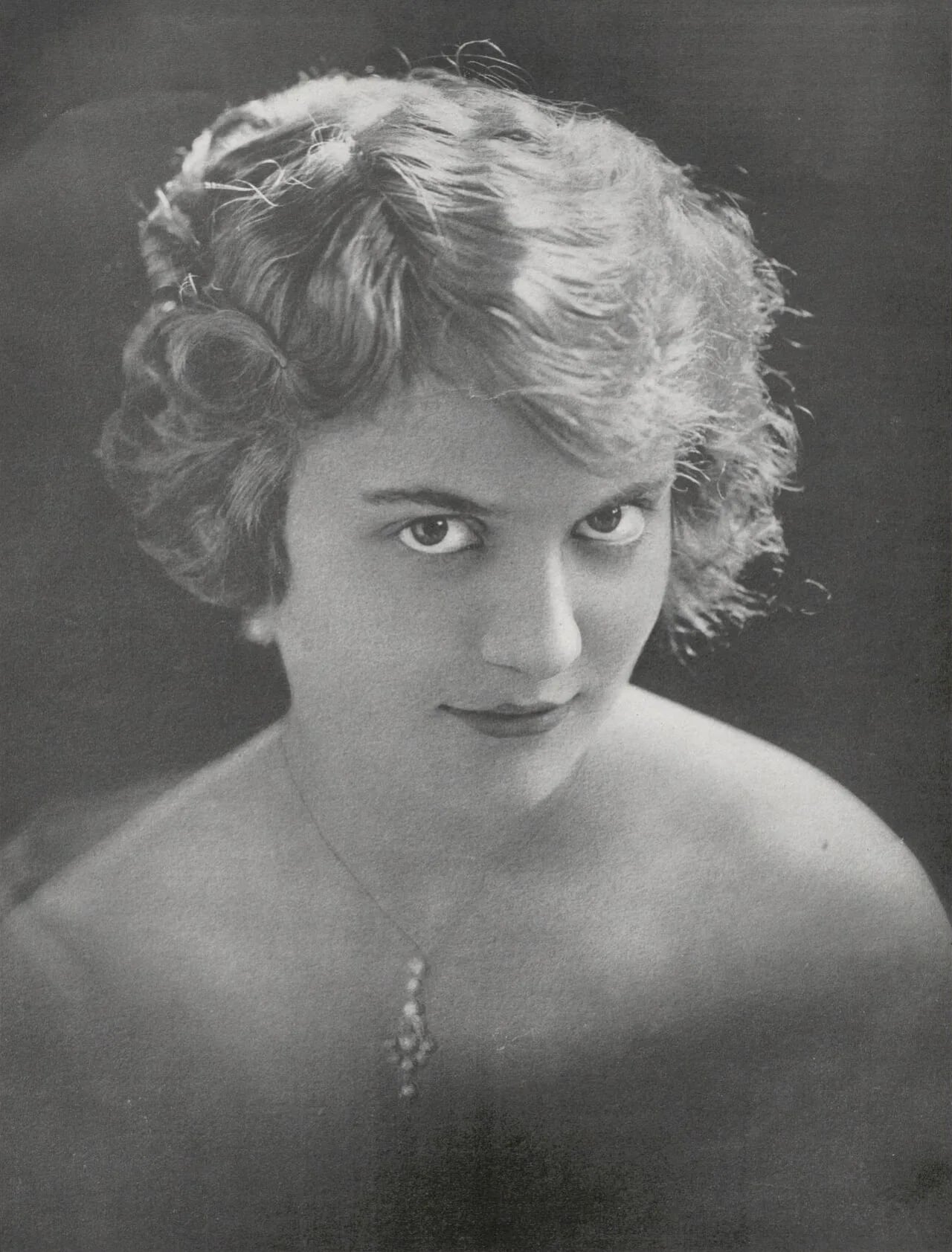 Porträt von Minna Gombell (1892–1973) – Gedenkseite