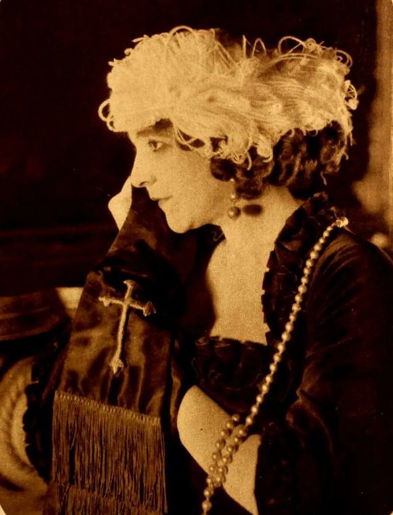 Portrait of Doris Keane (1881–1945) – memorial page