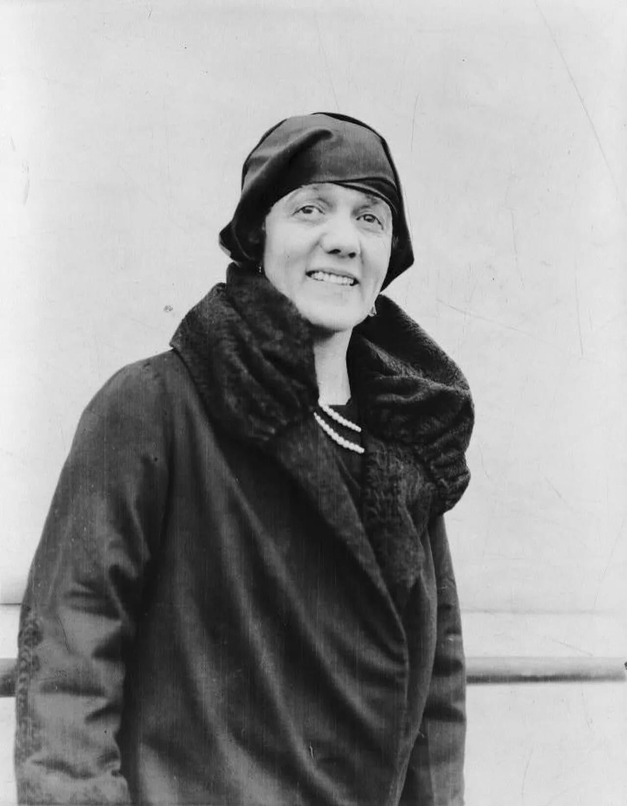 Porträt von Dorothy Harrison Eustis (1886–1946) – Gedenkseite