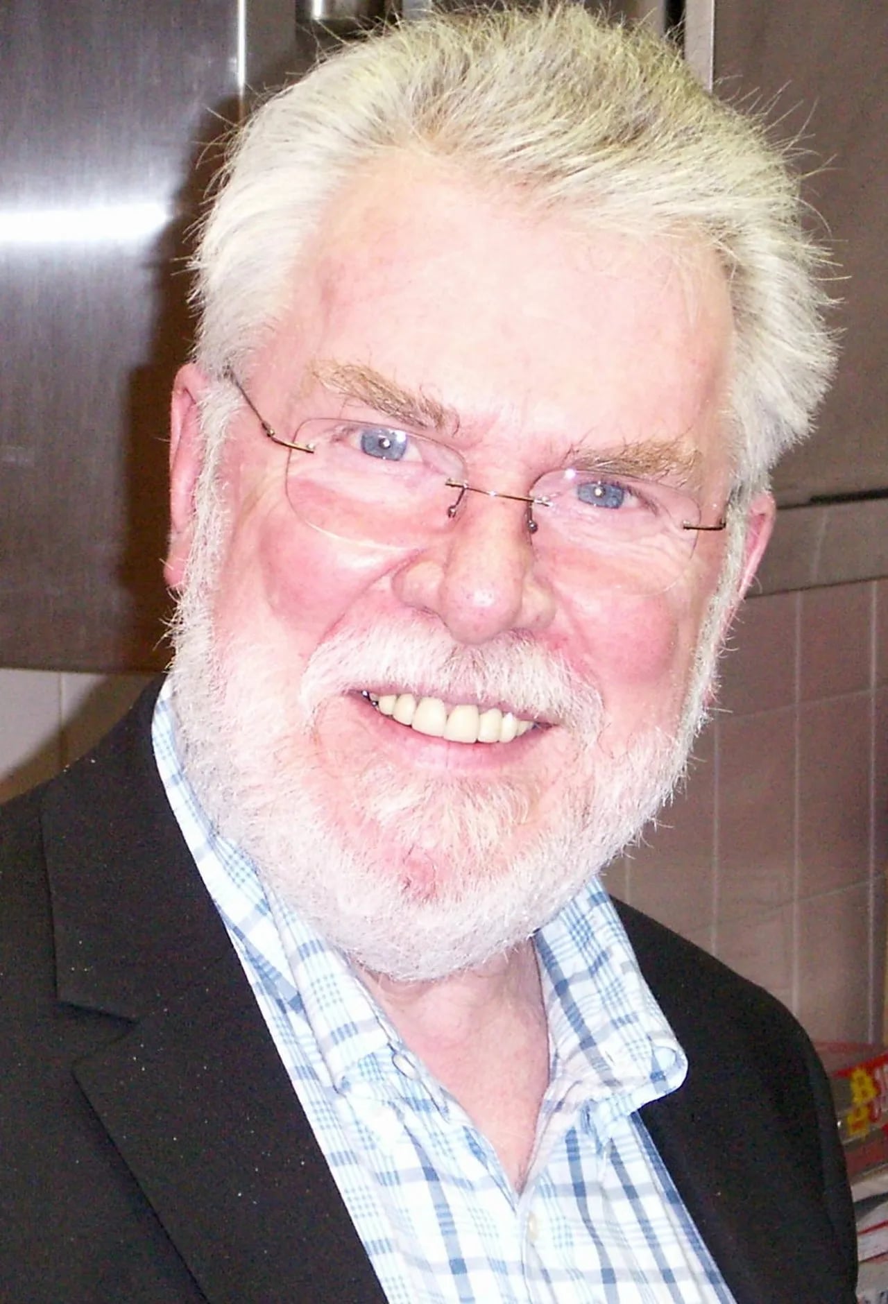 Porträt von Doug Naysmith (1941–2023) – Gedenkseite