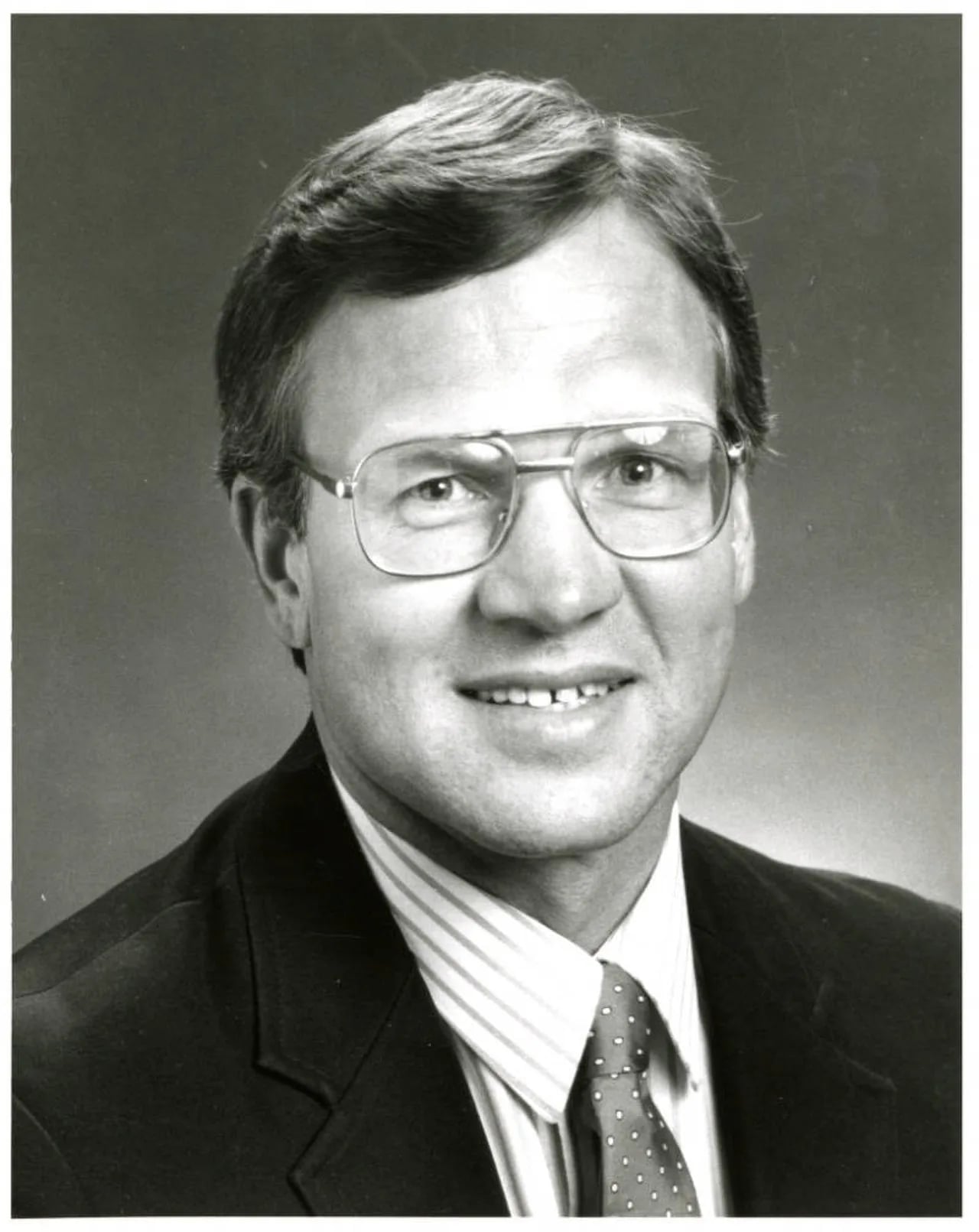 Porträt von Duane Benson (1945–2019) – Gedenkseite