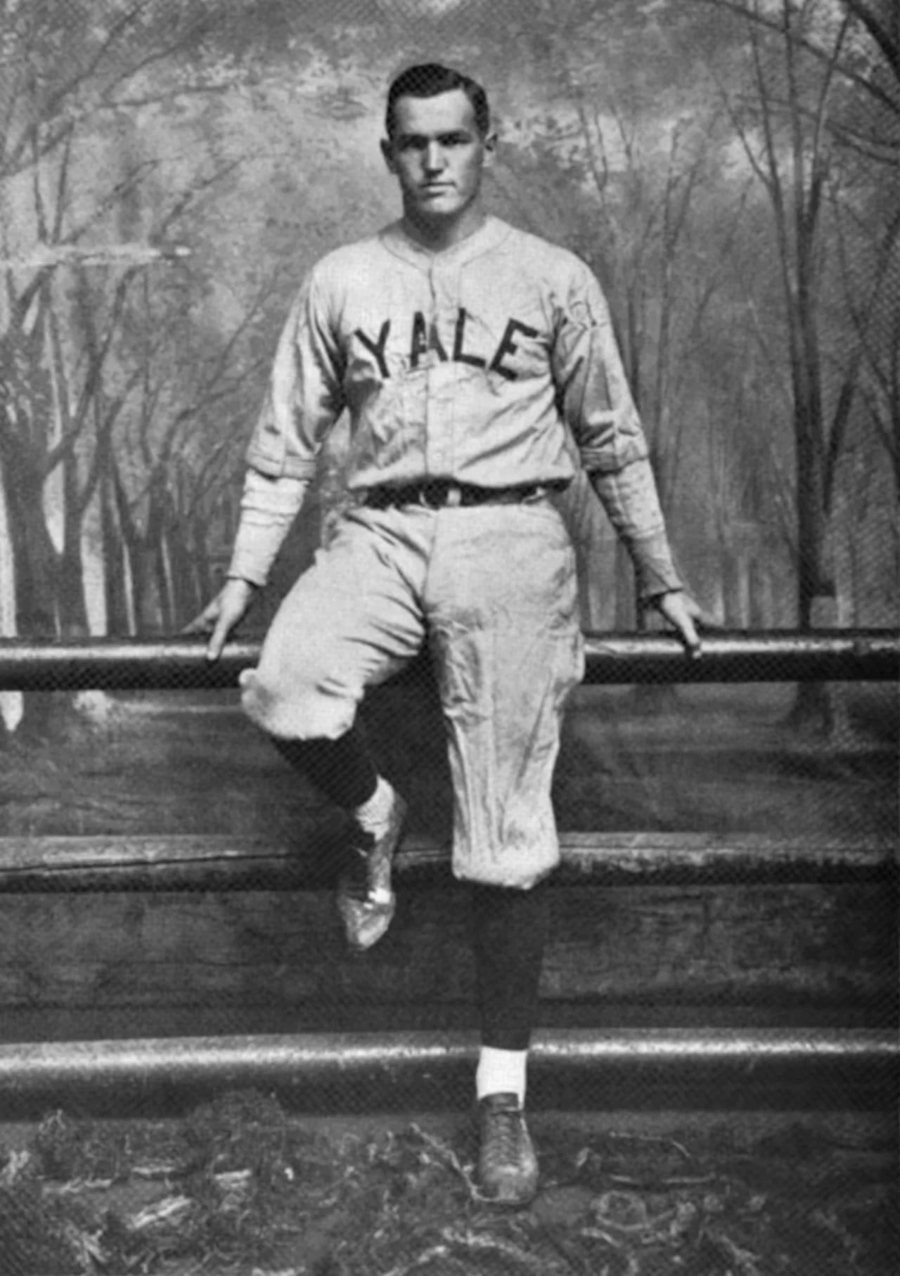 Portrait of Ducky Pond (1902–1982) – memorial page