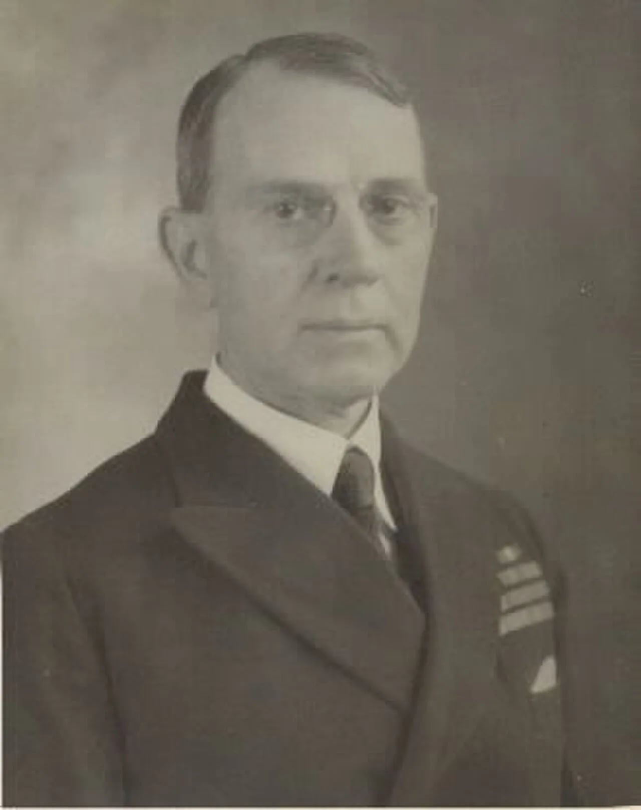 Portrait of Dudley Wright Knox (1877–1960) – memorial page