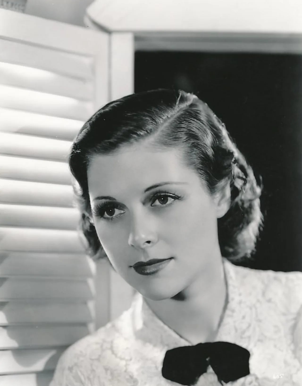 Porträt von Irene Hervey (1909–1998) – Gedenkseite