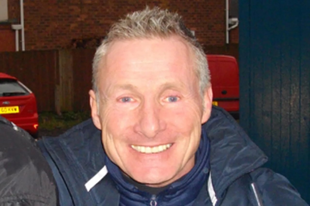 Portrait of Duncan Russell (1958–2017) – memorial page