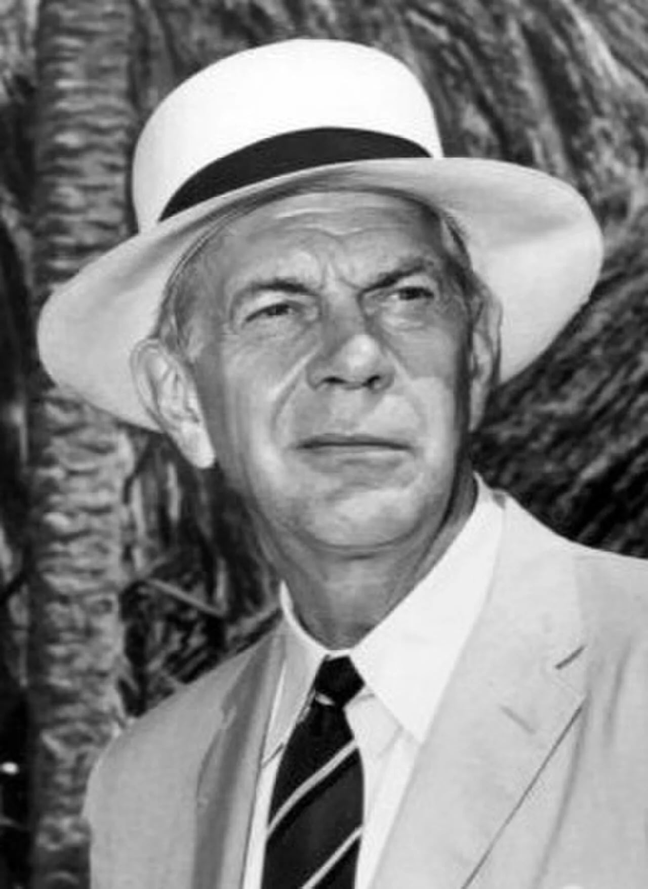Porträt von Raymond Massey (1896–1983) – Gedenkseite