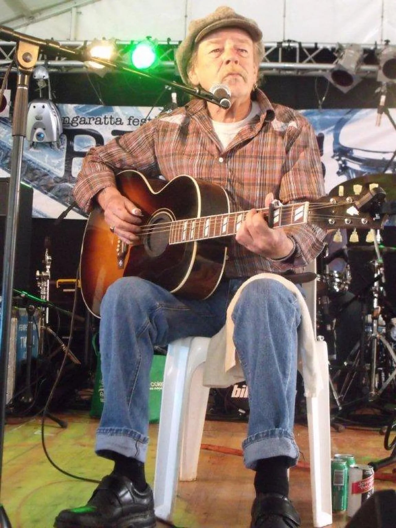 Portrait of Dutch Tilders (1941–2011) – memorial page
