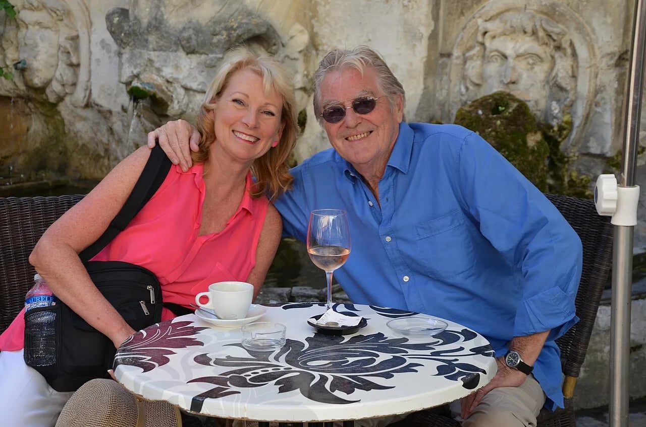 Portrait of Peter Mayle (1939–2018) – memorial page