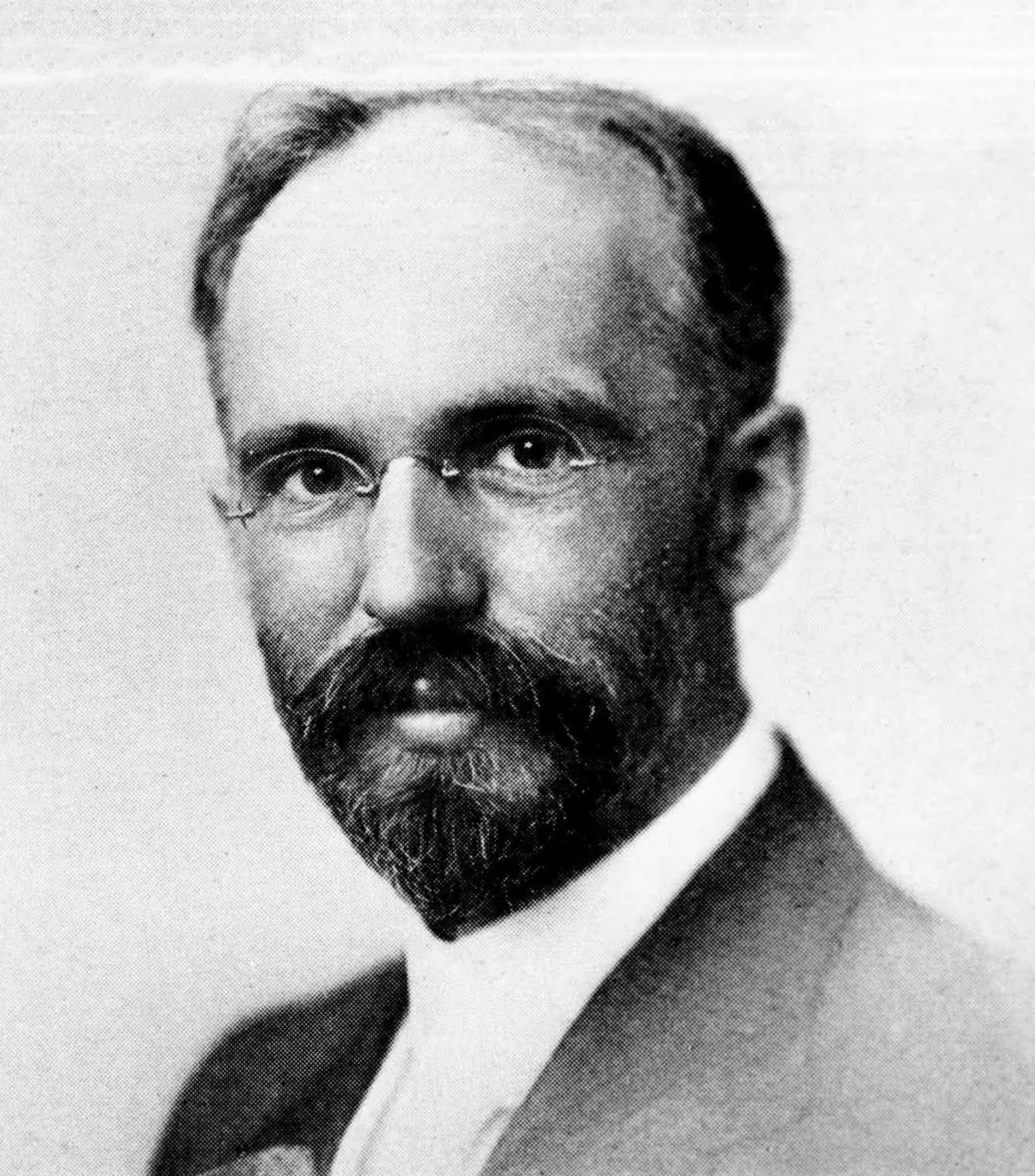 Portrait of Dwight H. Perkins (1867–1941) – memorial page