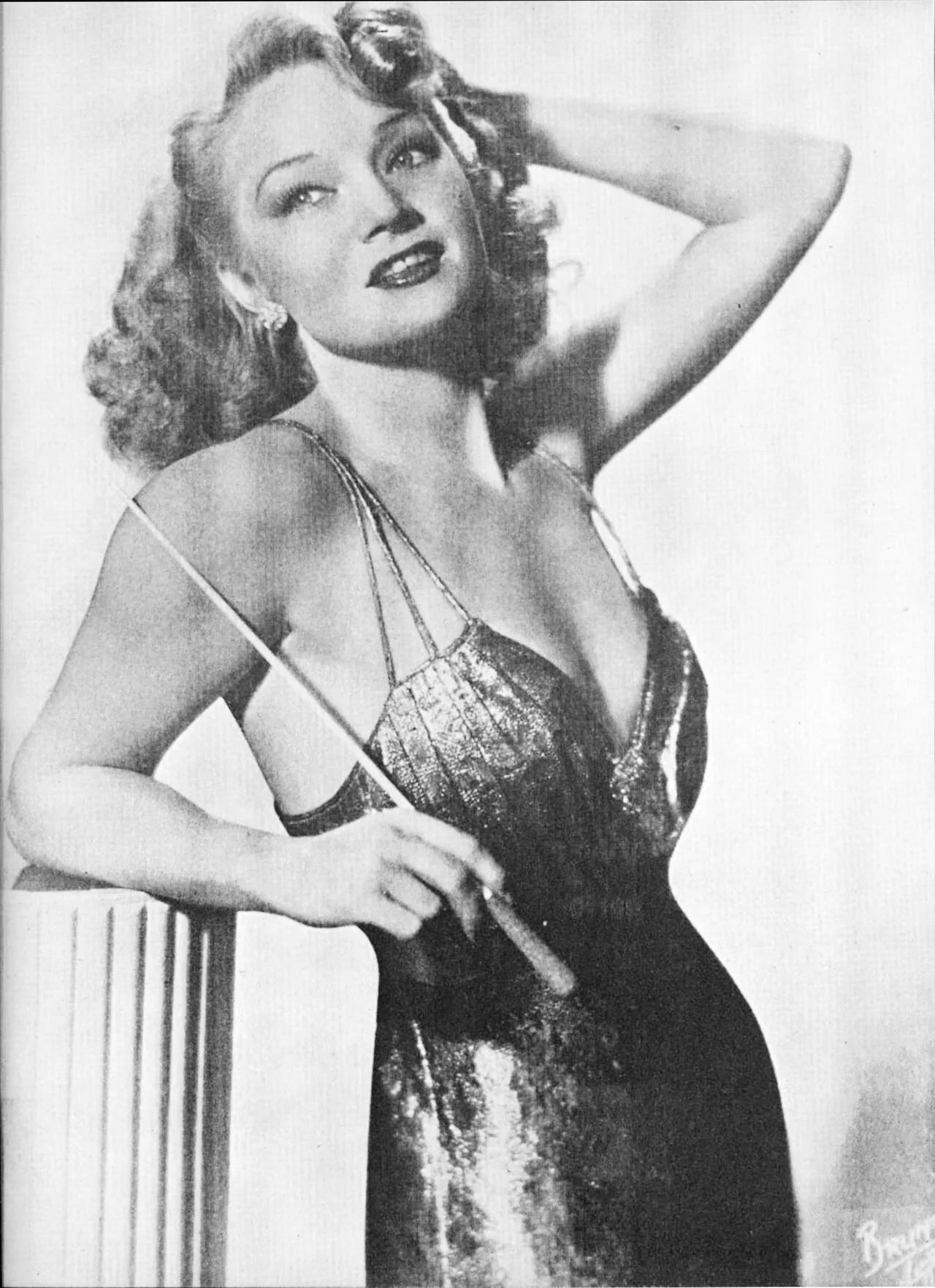 Portrait of Ina Ray Hutton (1916–1984) – memorial page