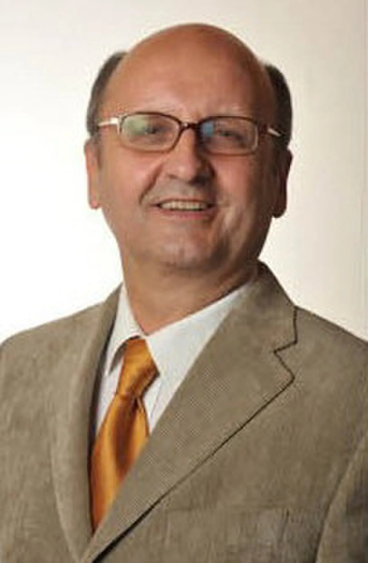 Portrait of Dylan Morgan (1946–2011) – memorial page