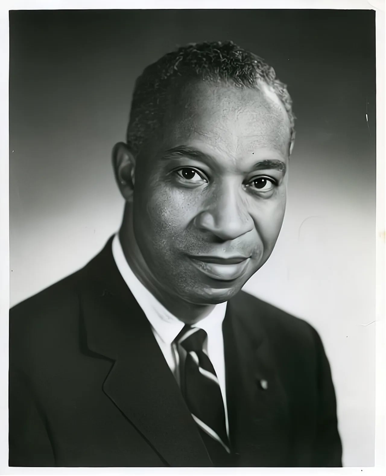 Porträt von E. Frederic Morrow (1906–1994) – Gedenkseite
