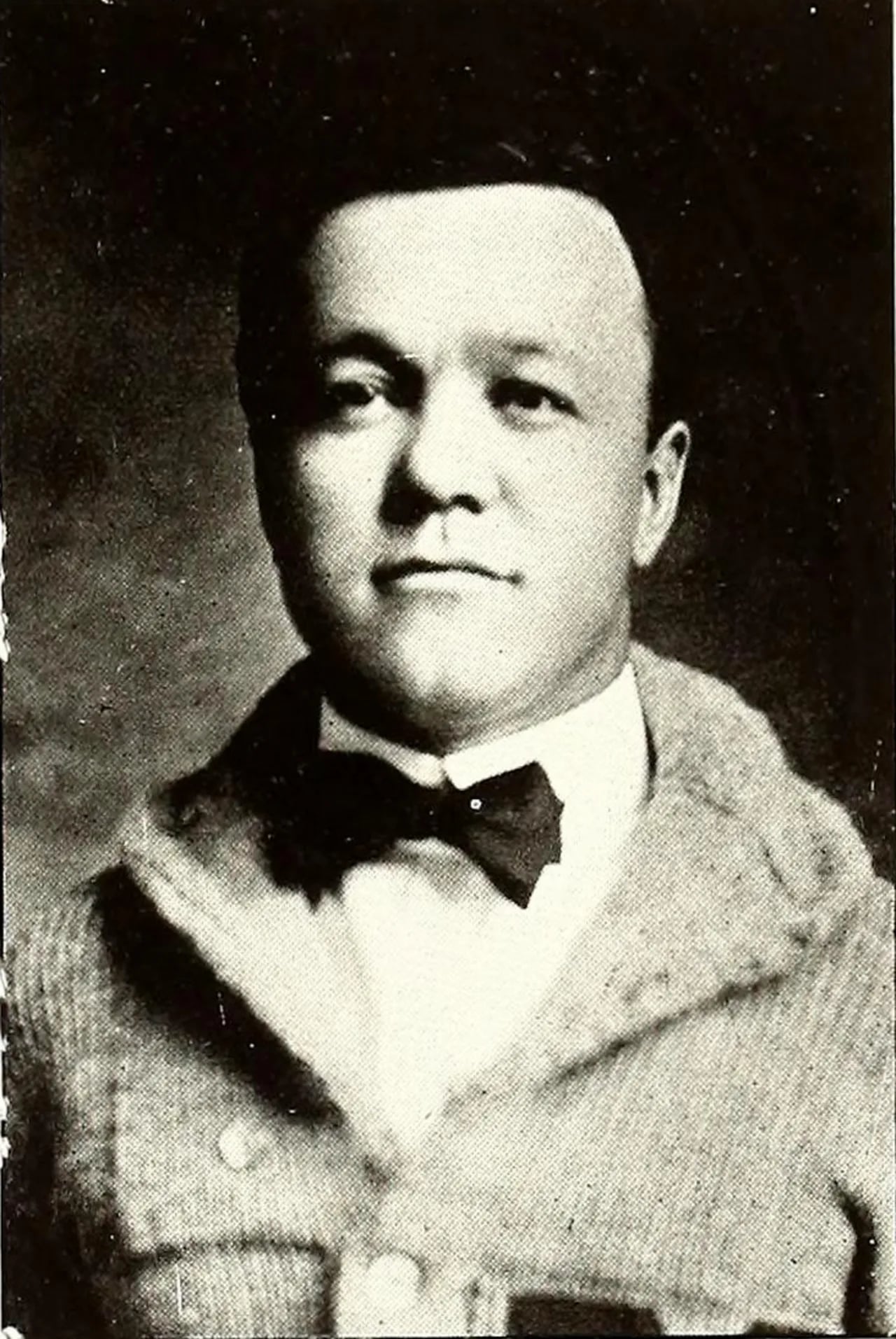 Portrait of Earle C. Hayes (1885–1943) – memorial page