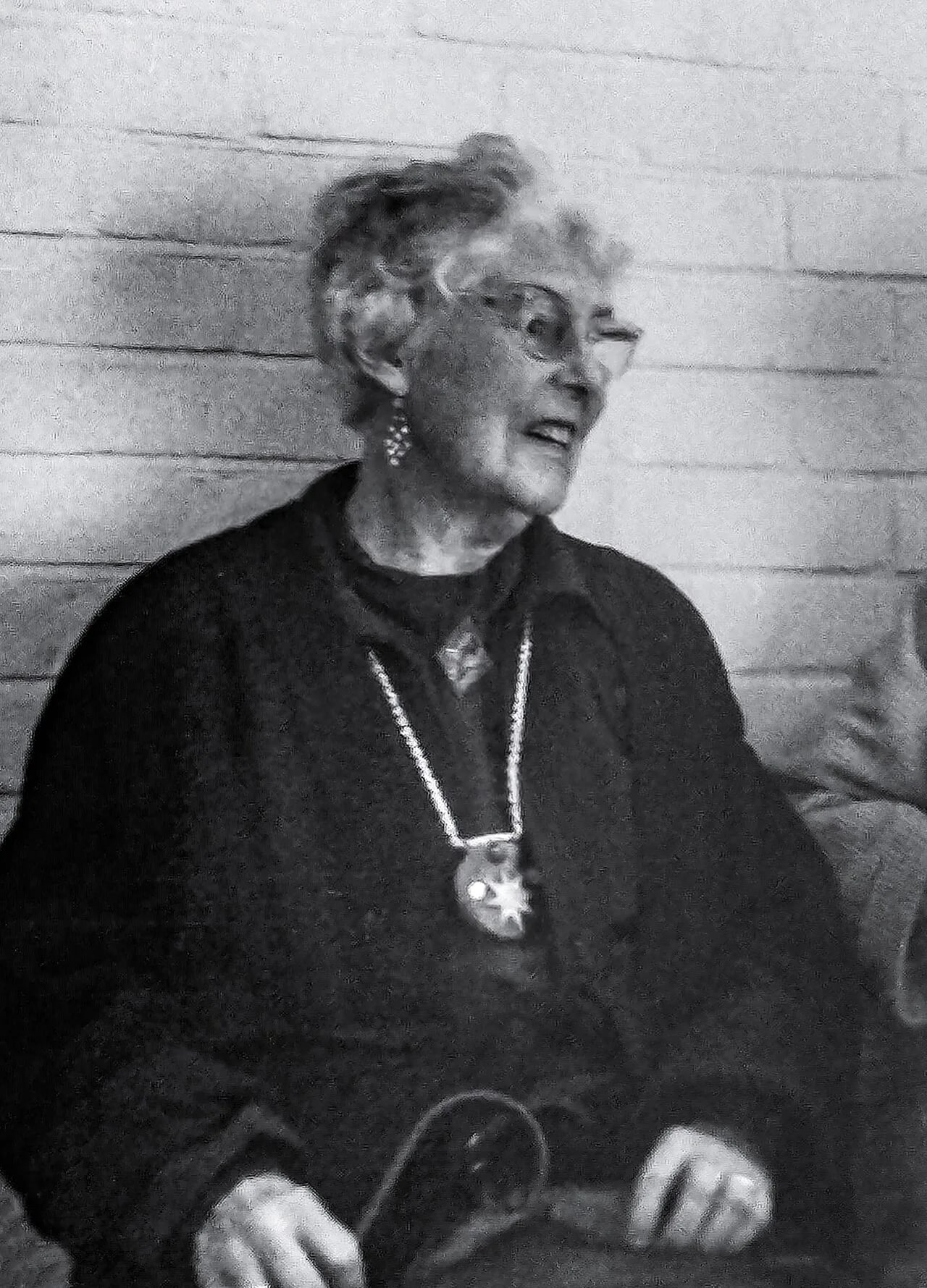 Portrait of Vera Chapman (1898–1996) – memorial page