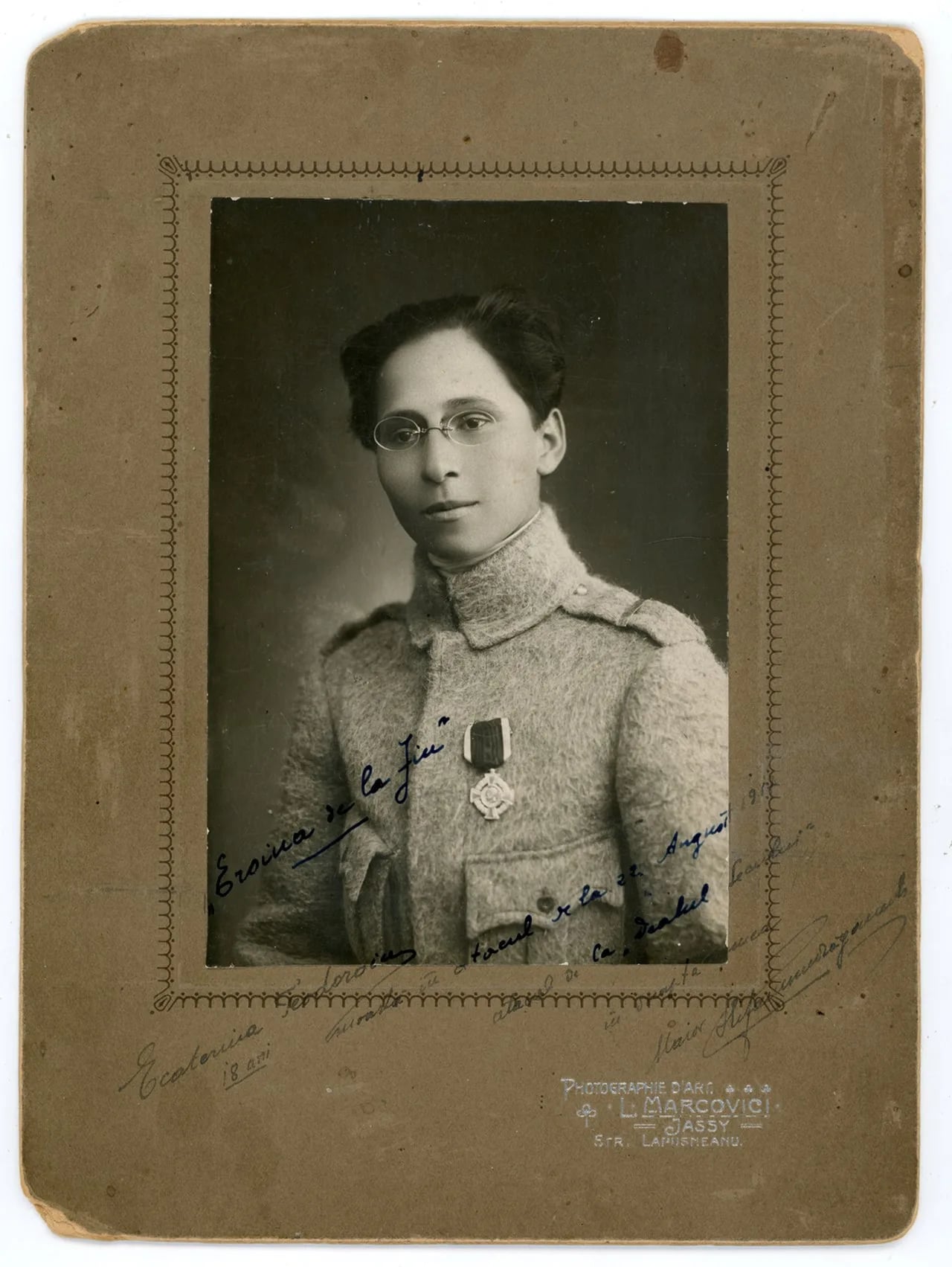 Porträt von Ecaterina Teodoroiu (1894–1917) – Gedenkseite
