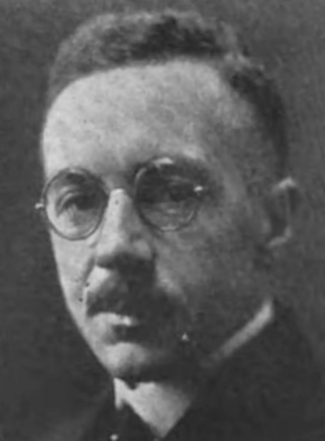 Porträt von Edgar-Rodolphe-Eugène Chevrier (1887–1956) – Gedenkseite