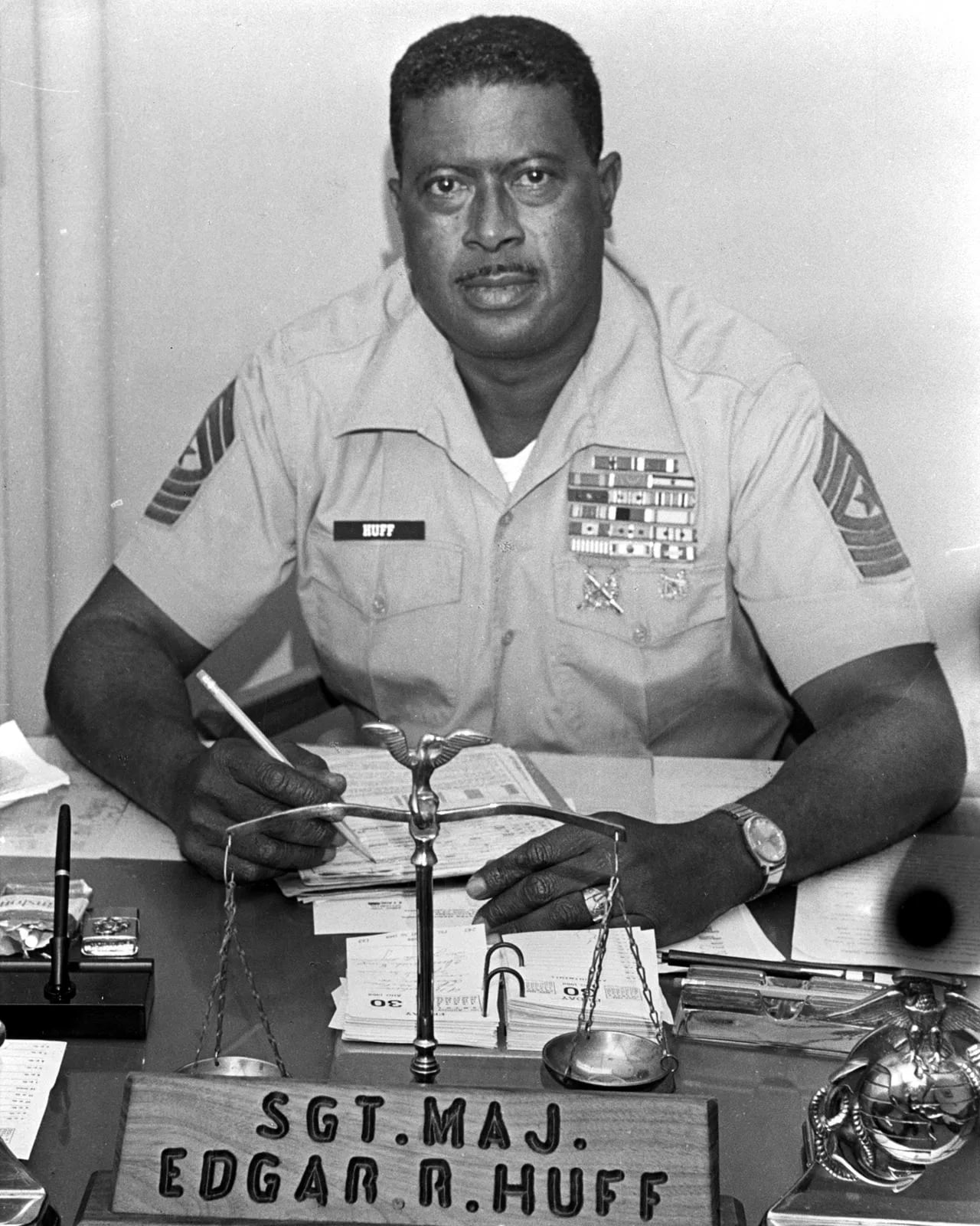Portrait of Edgar Huff (1920–1994) – memorial page