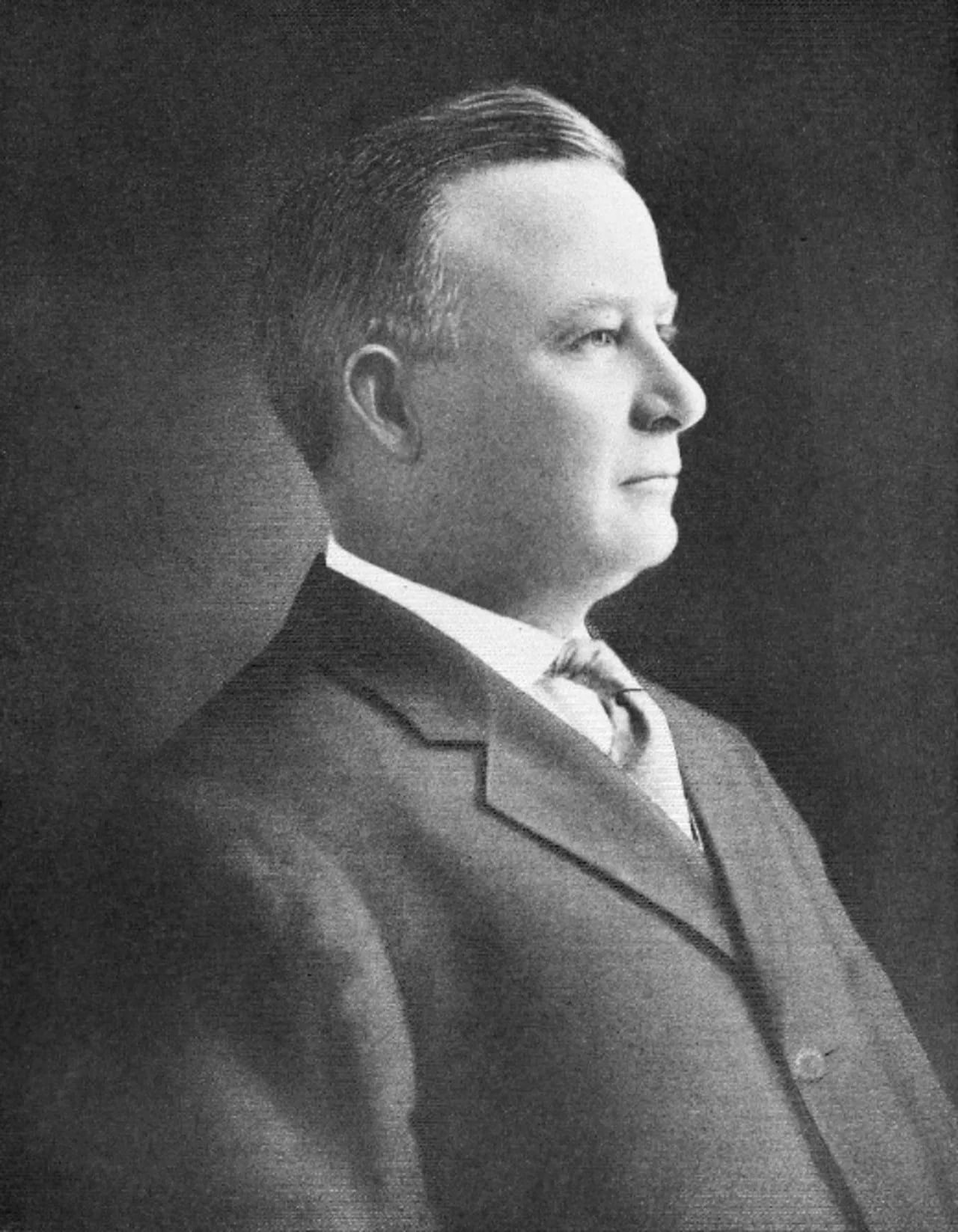Portrait of Edgar Sullins Vaught (1873–1959) – memorial page