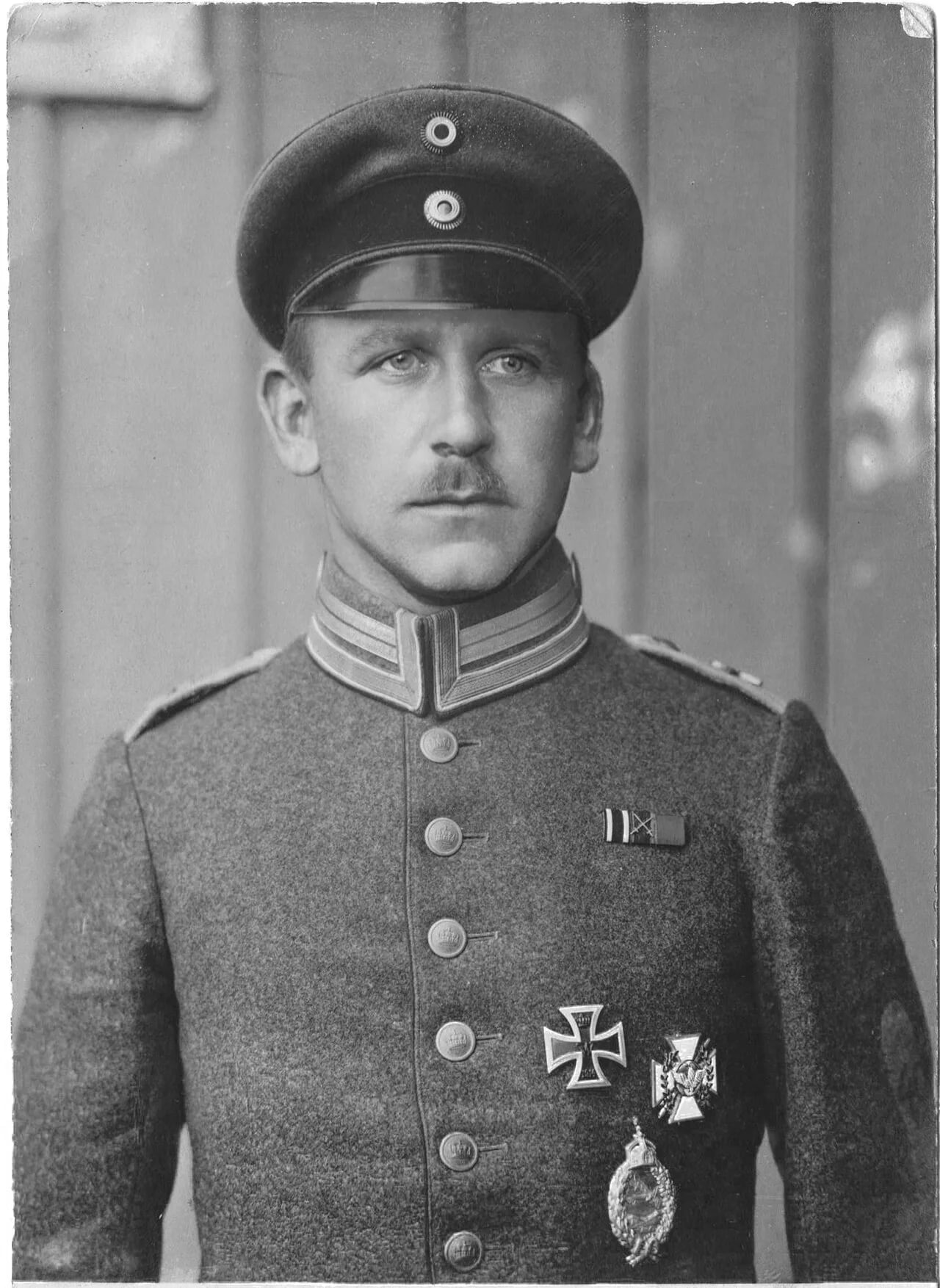 Portrait of Edmund Nathanael (1889–1917) – memorial page