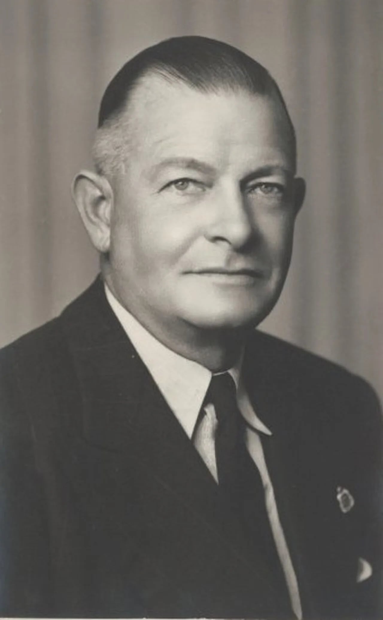 Porträt von Edmund Piesse (1900–1952) – Gedenkseite