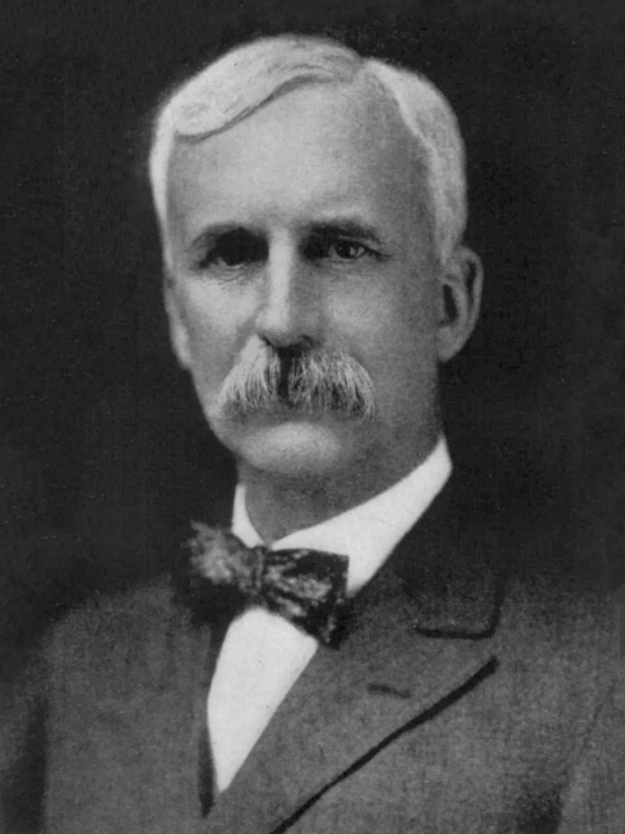 Portrait of Edmund Sanford (1859–1924) – memorial page