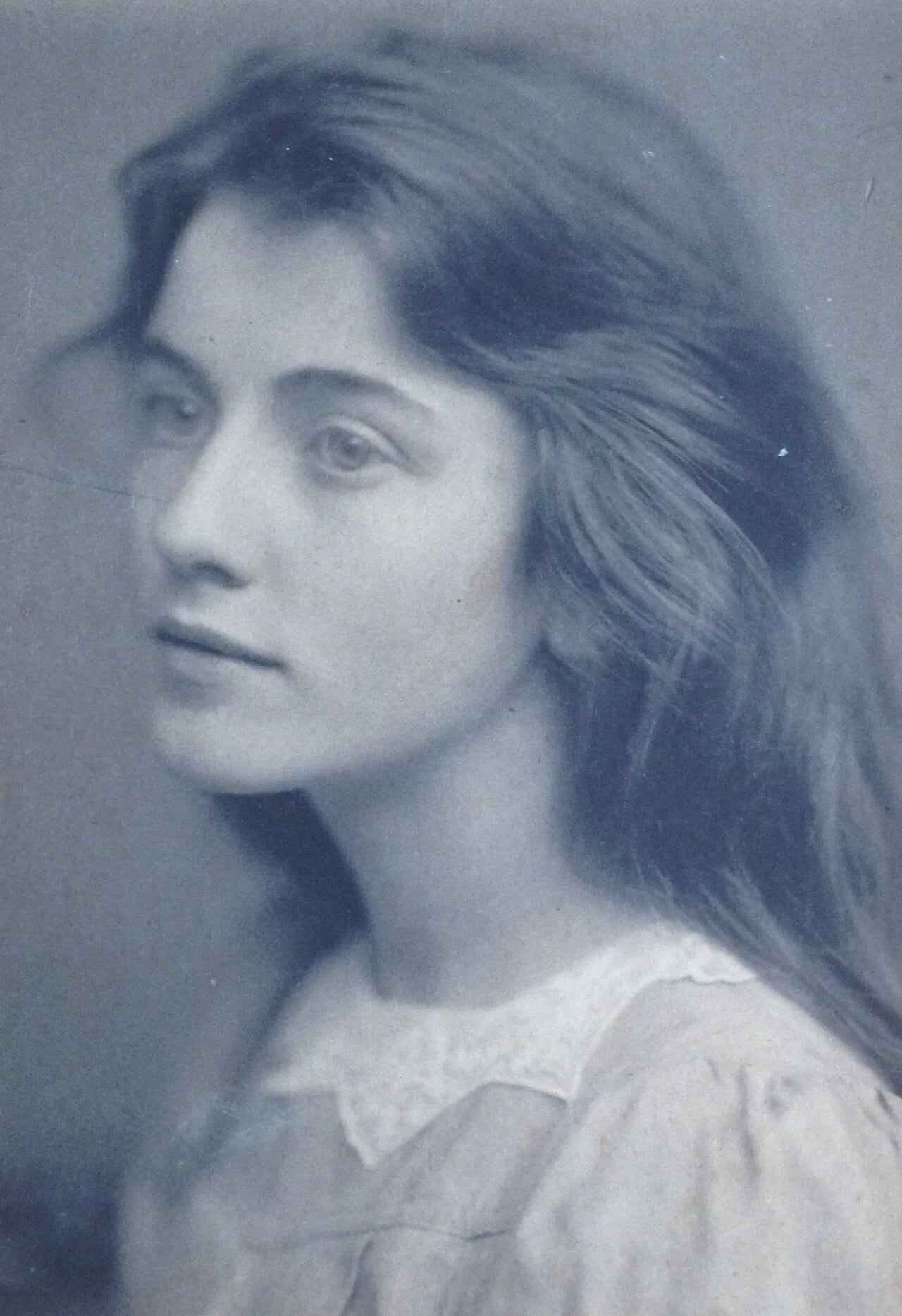 Porträt von Edna Clarke Hall (1879–1979) – Gedenkseite