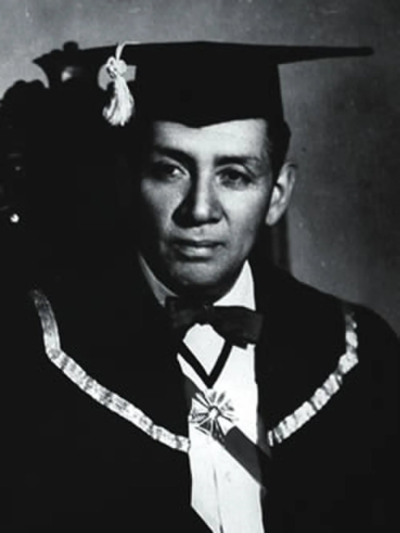 Portrait of Eduardo Morales Miranda (1910–2012) – memorial page