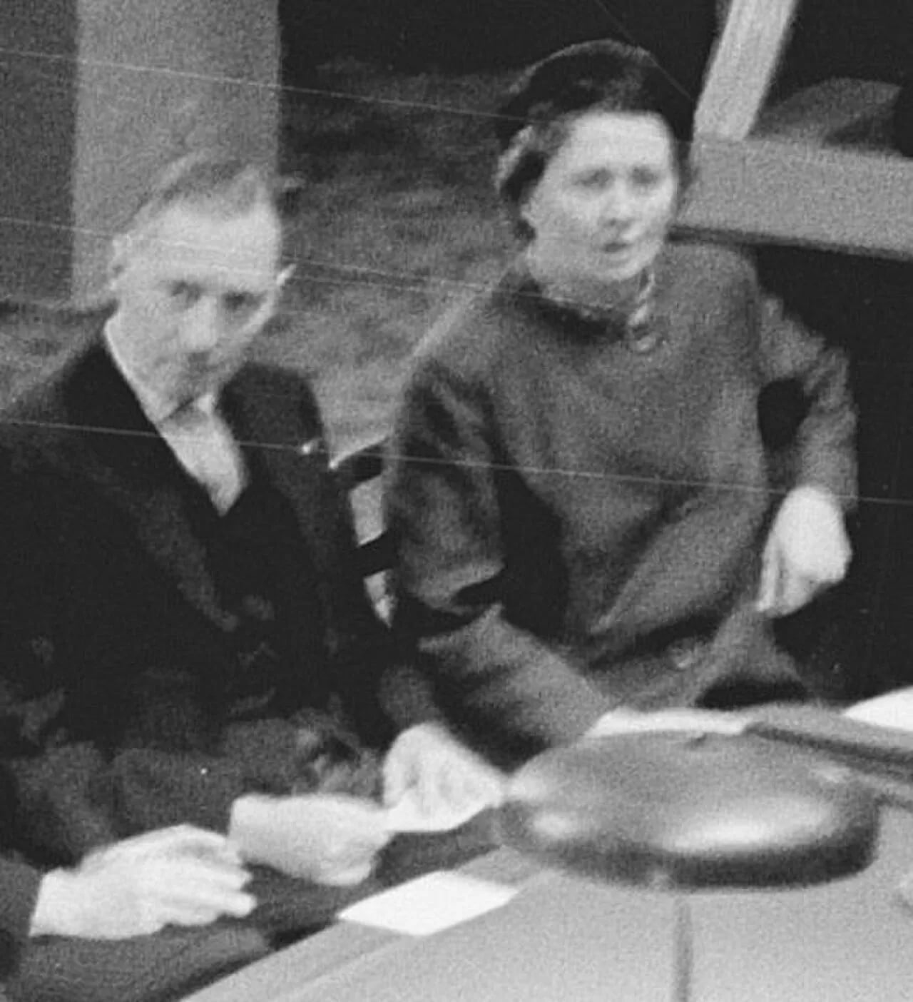 Portrait of Annie van Ommeren-Averink (1913–1991) – memorial page