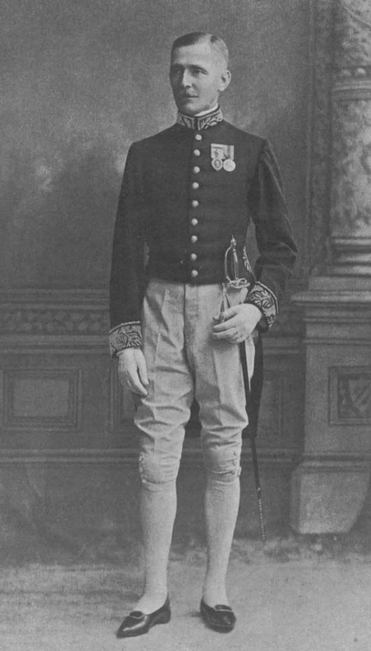 Portrait of Edward Douglas MacLagan (1864–1952) – memorial page