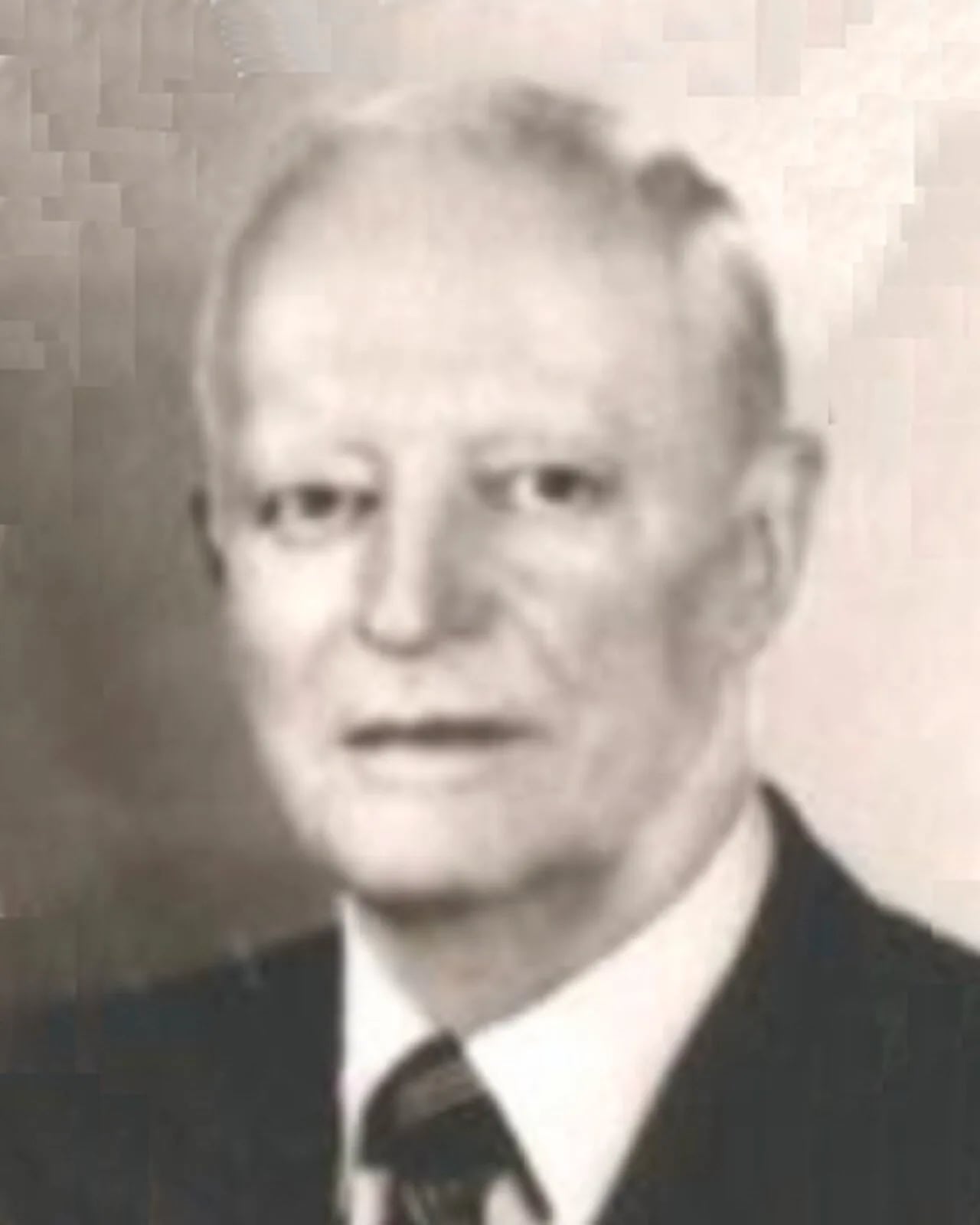 Porträt von Edward E. Willey (1910–1986) – Gedenkseite